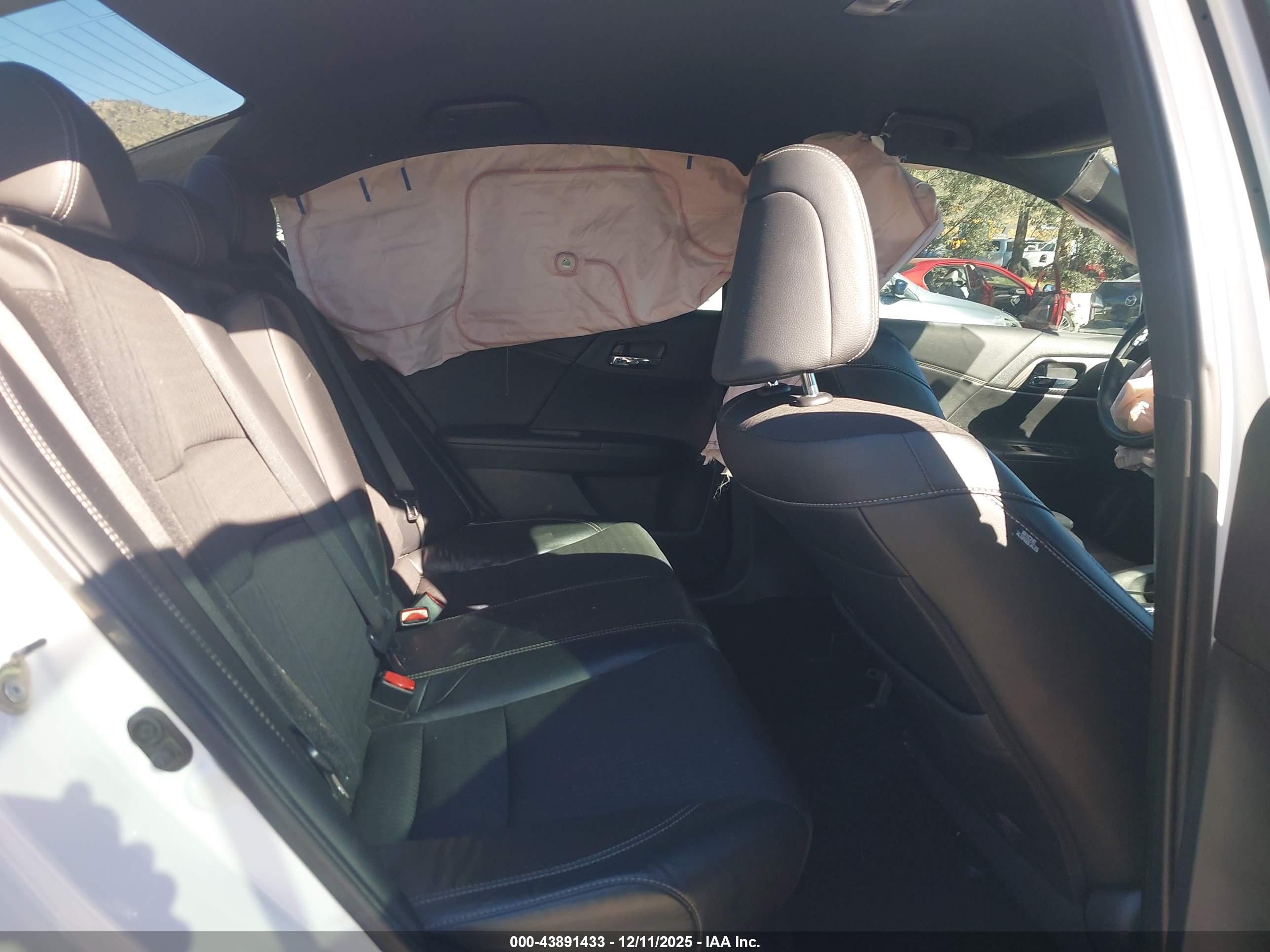 HONDA ACCORD image 8