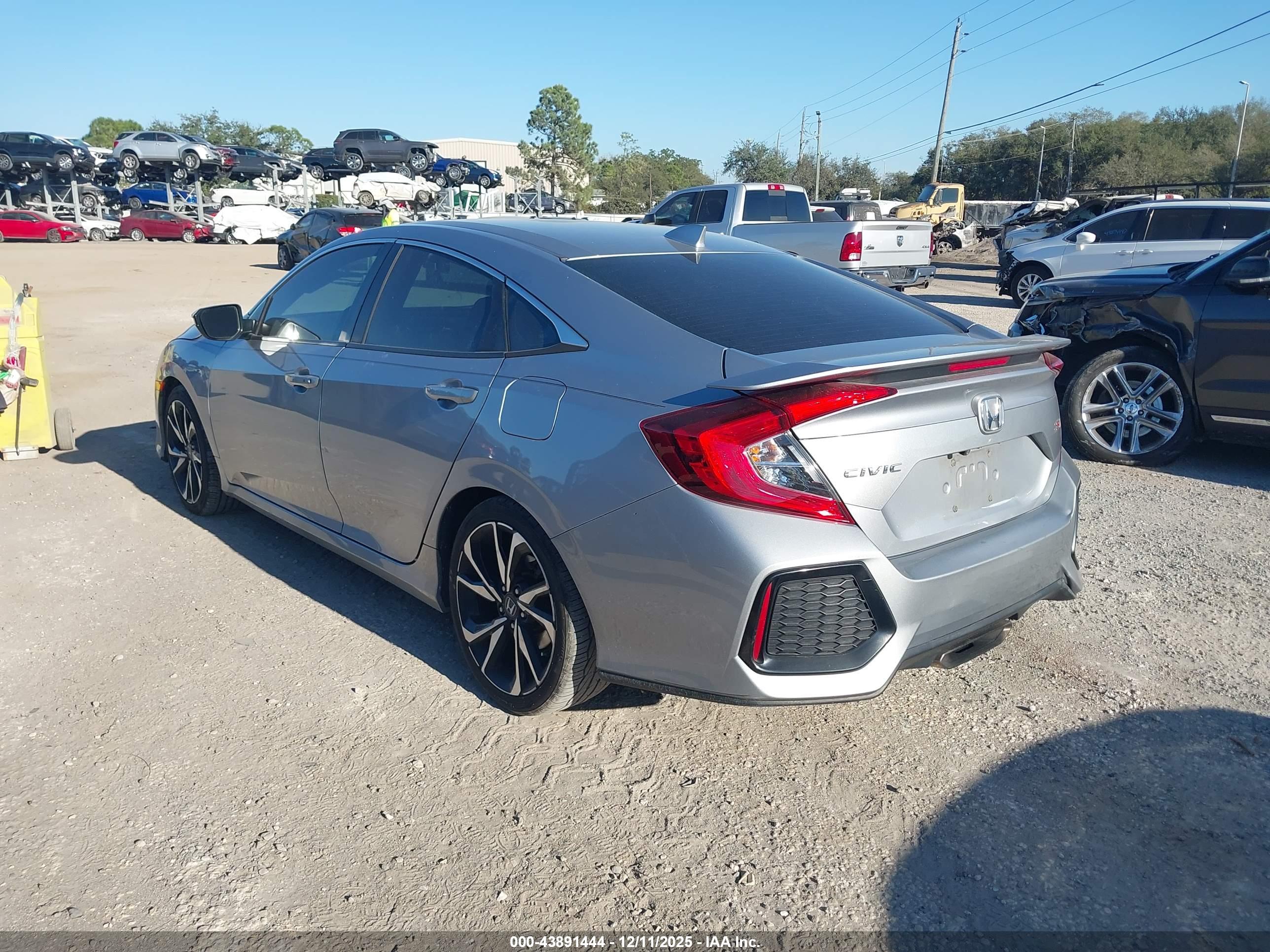 HONDA CIVIC image 3