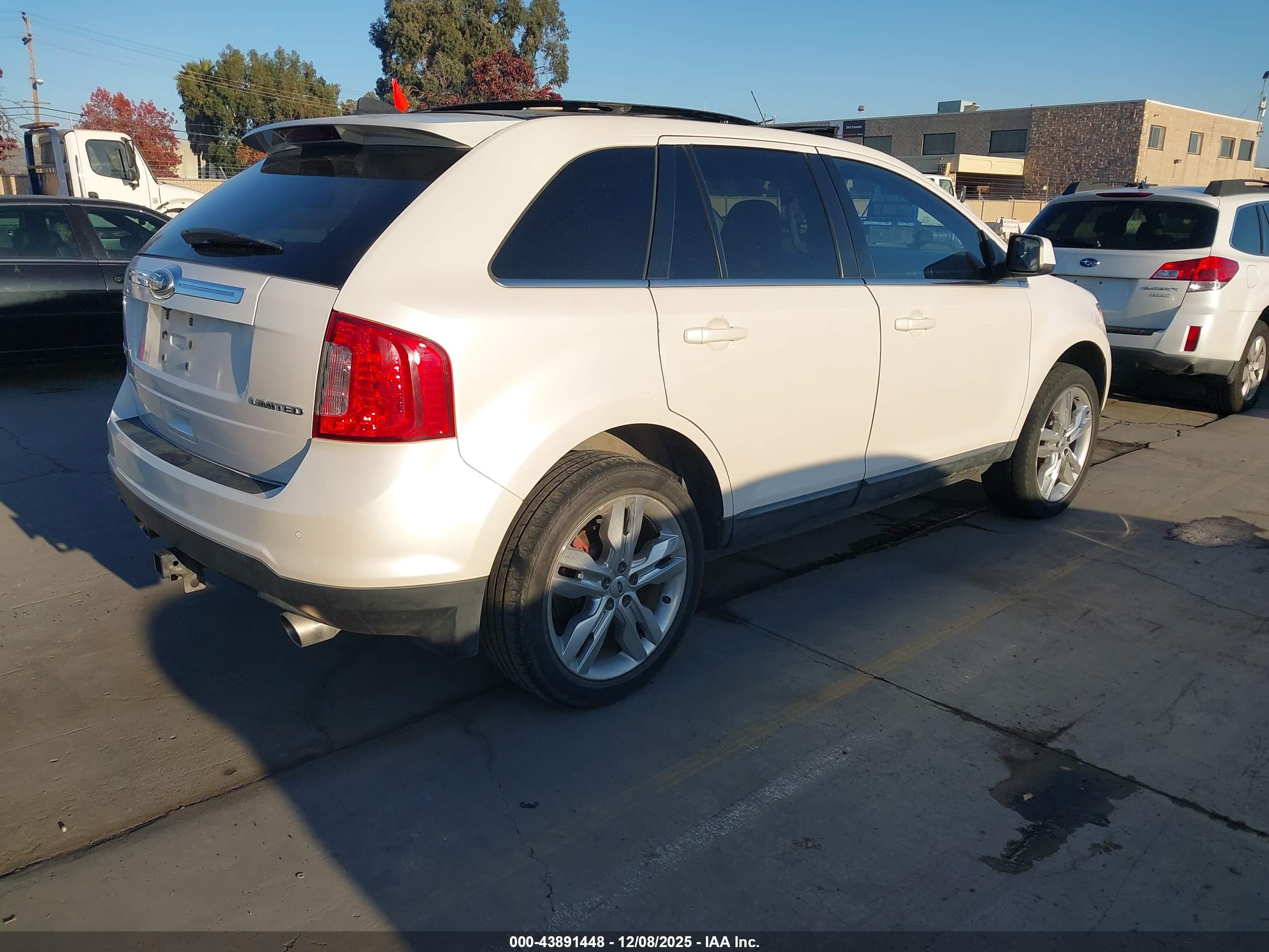 FORD EDGE image 4