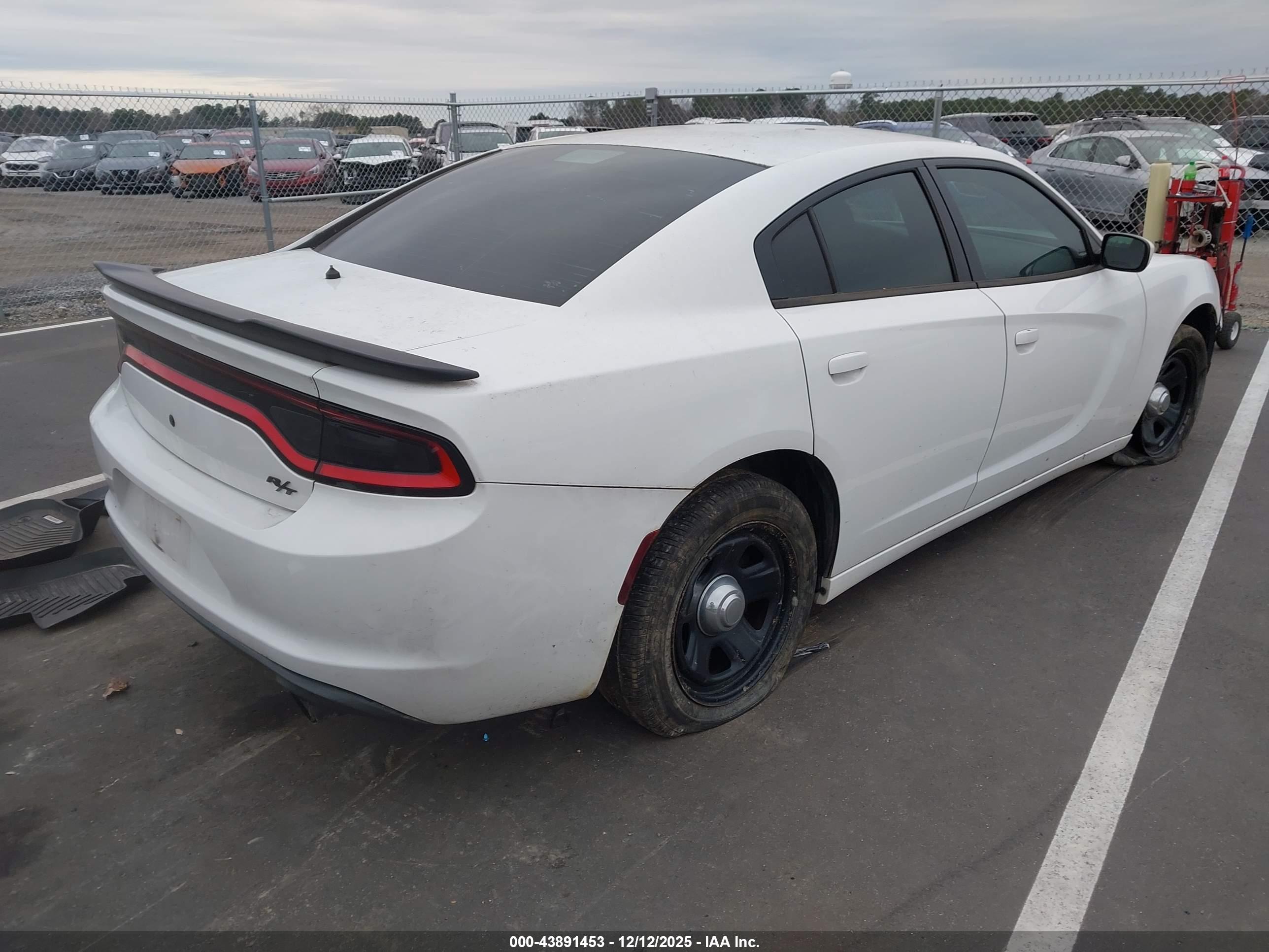 DODGE CHARGER image 4
