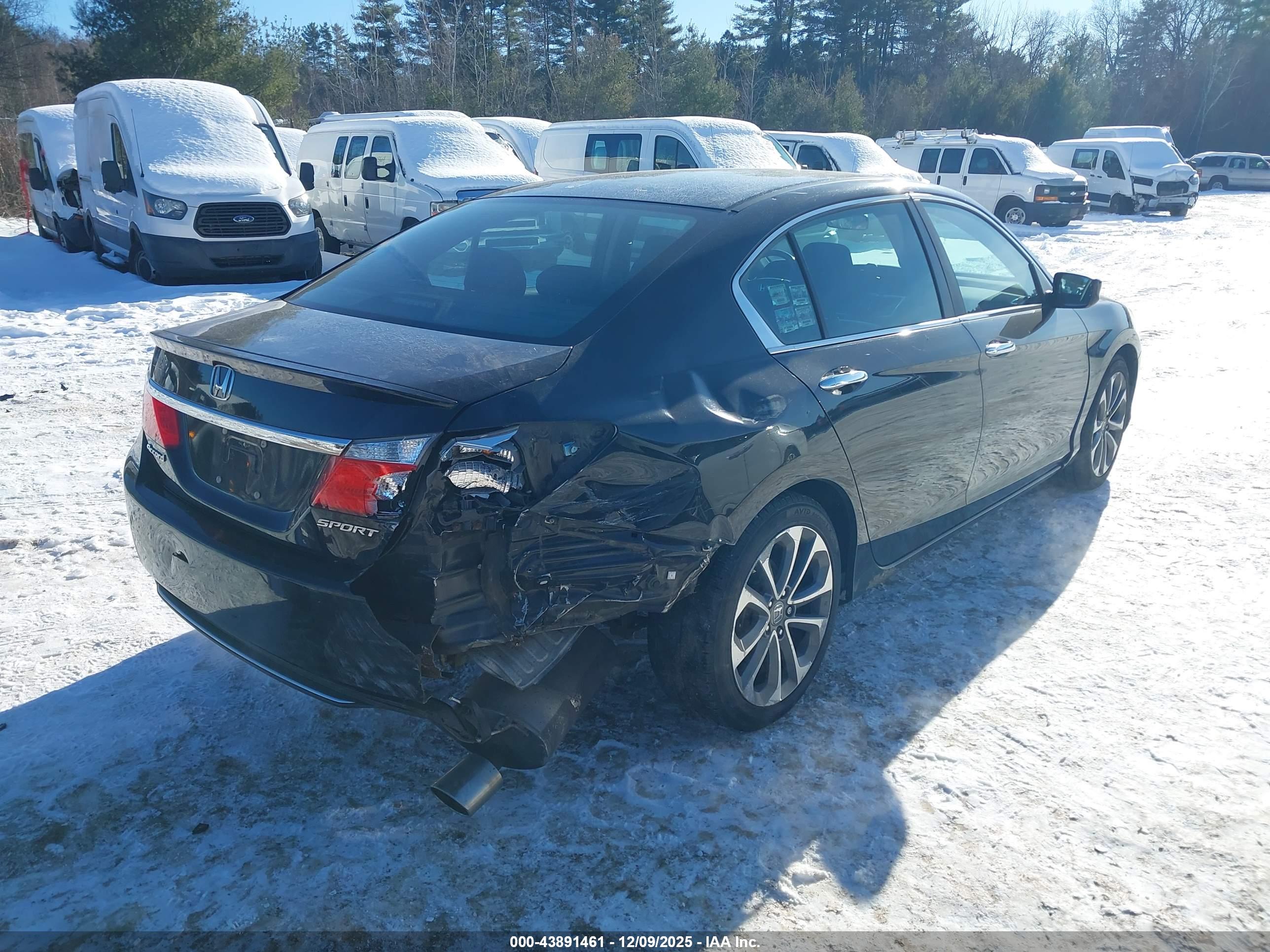 HONDA ACCORD image 4