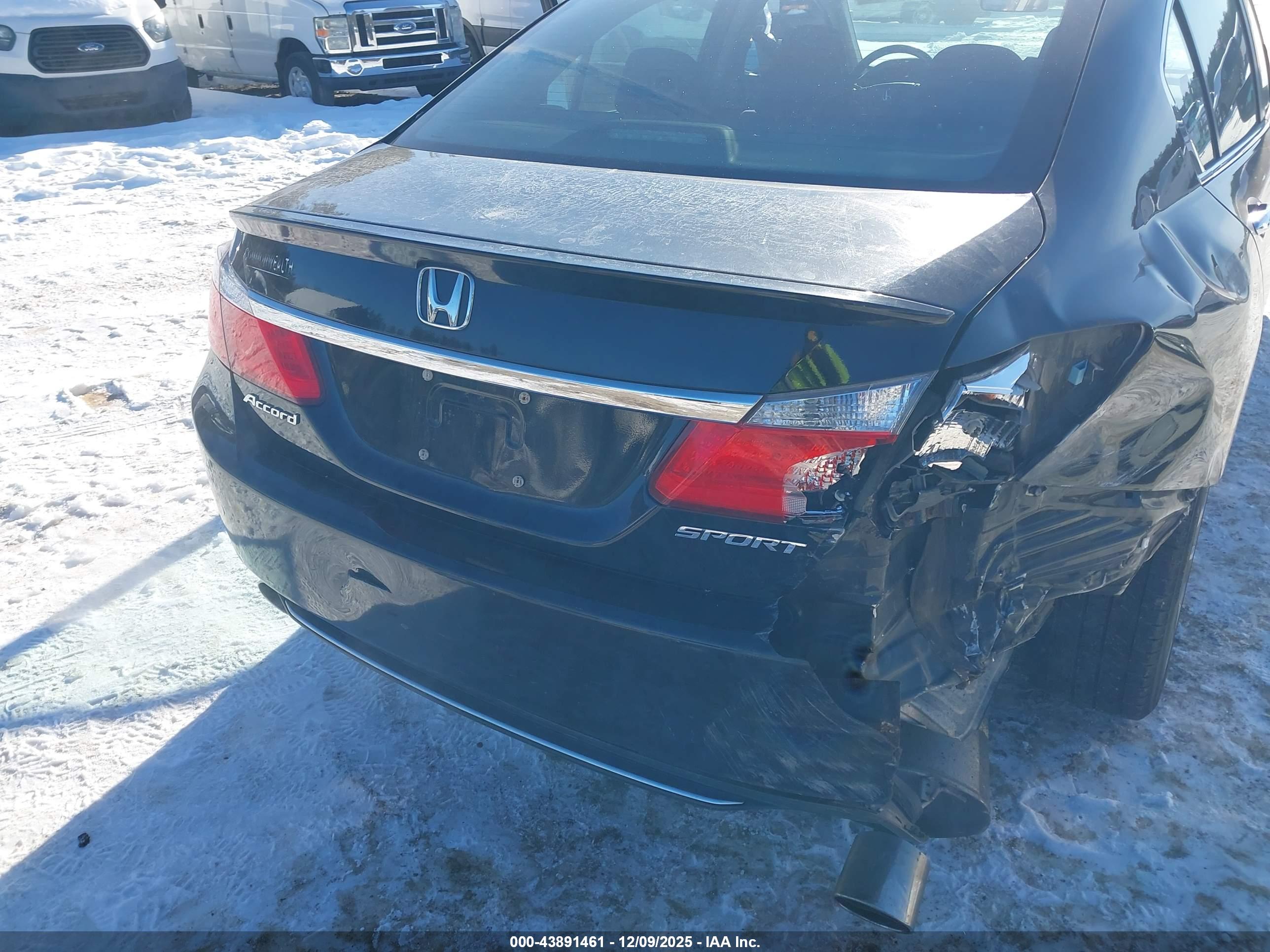 HONDA ACCORD image 6