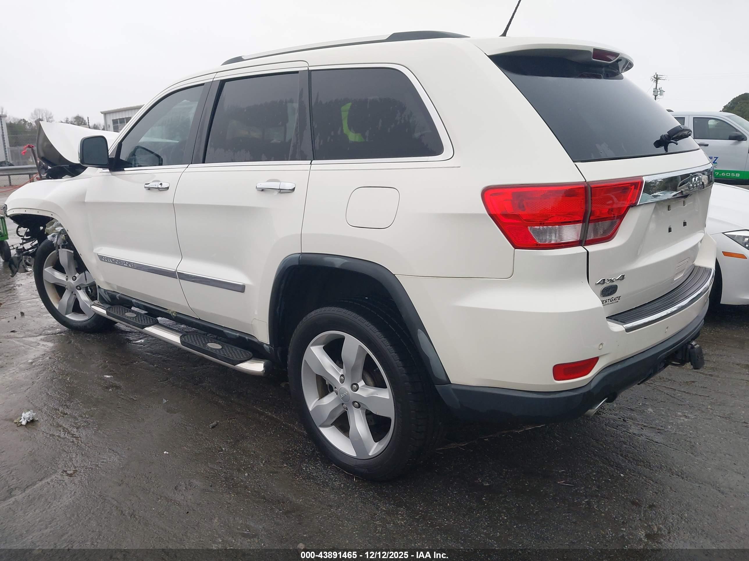 JEEP GRAND image 3