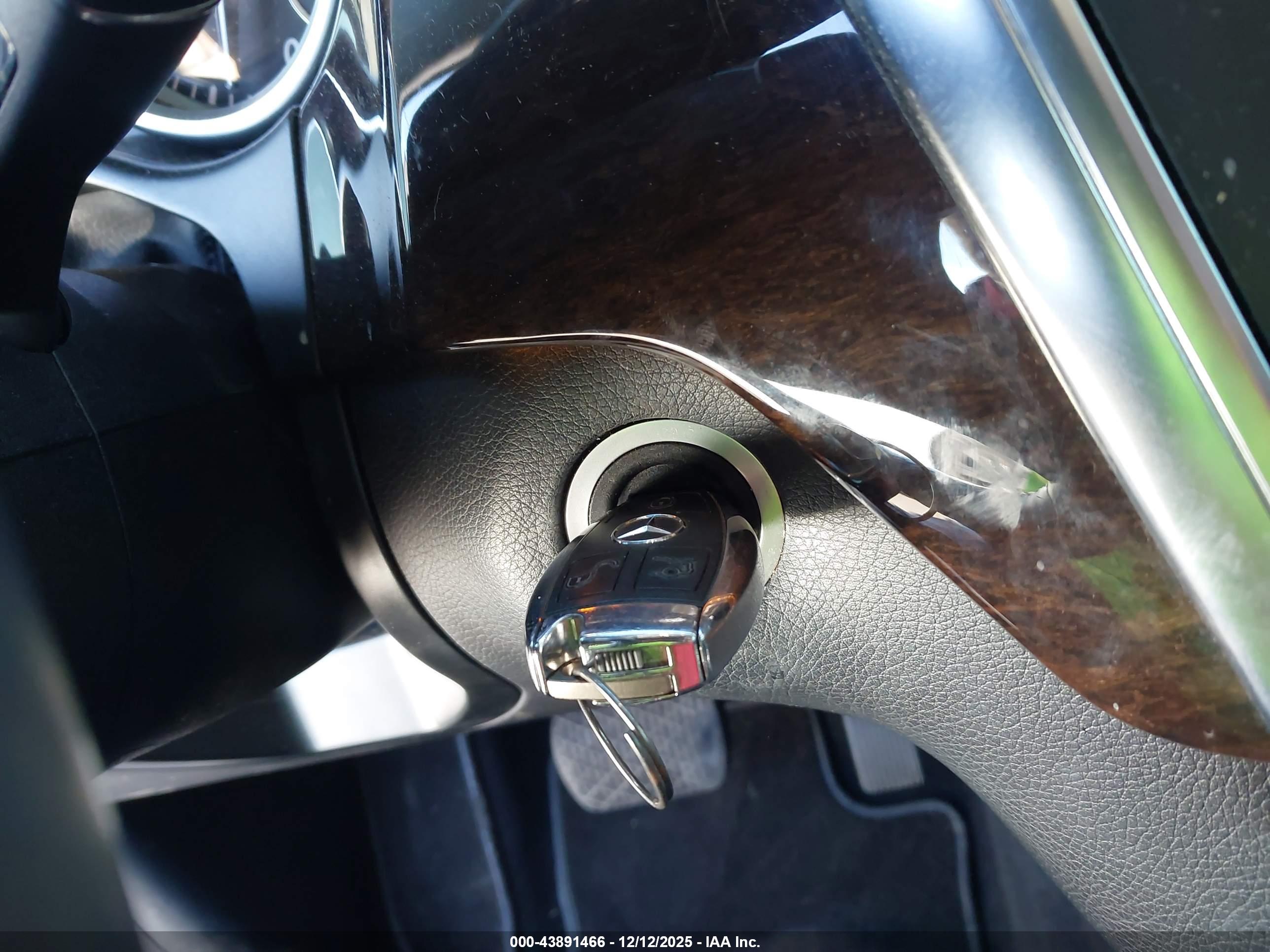 MERCEDES-BENZ GL image 11