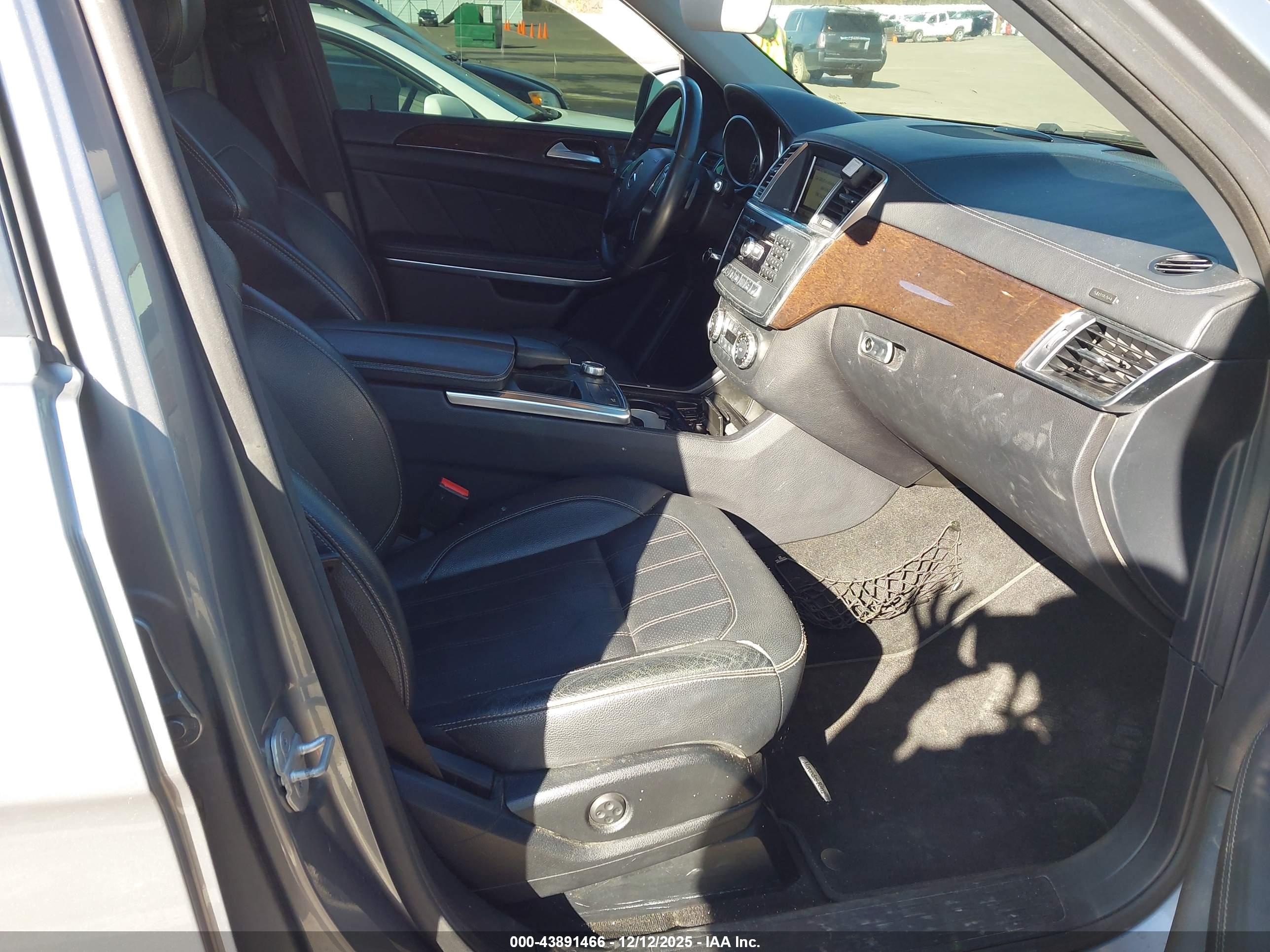 MERCEDES-BENZ GL image 5