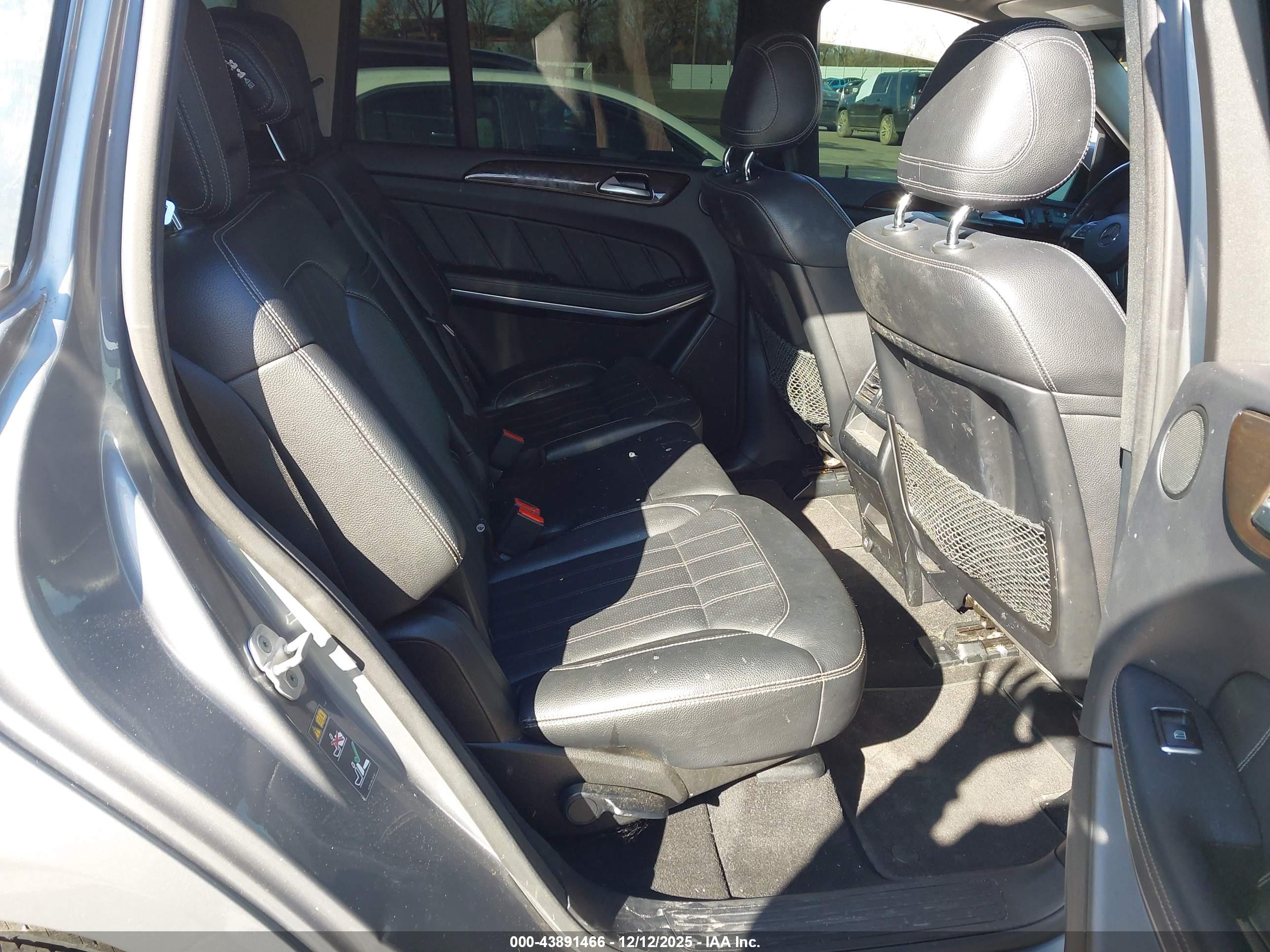 MERCEDES-BENZ GL image 8