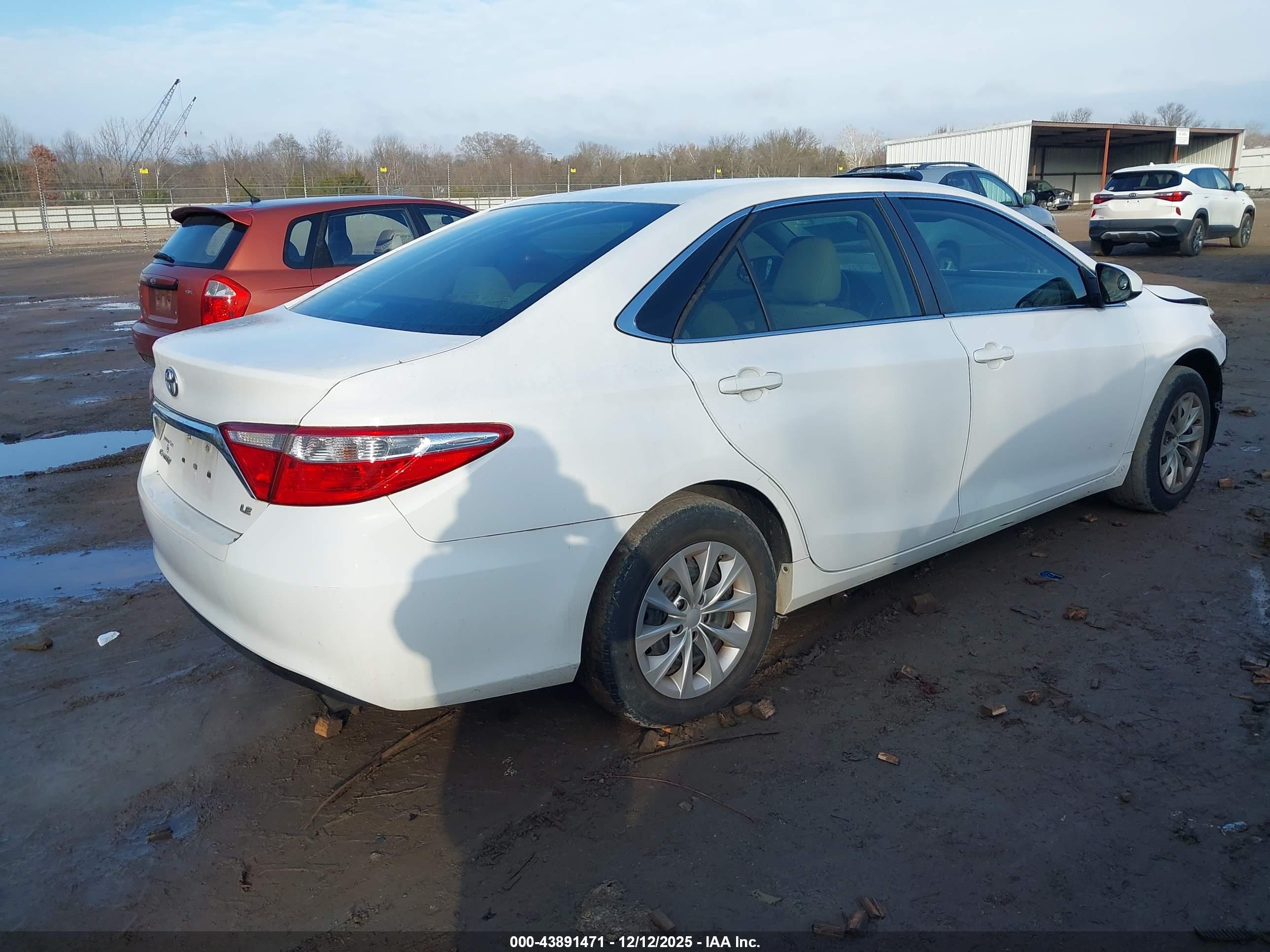 TOYOTA CAMRY image 4
