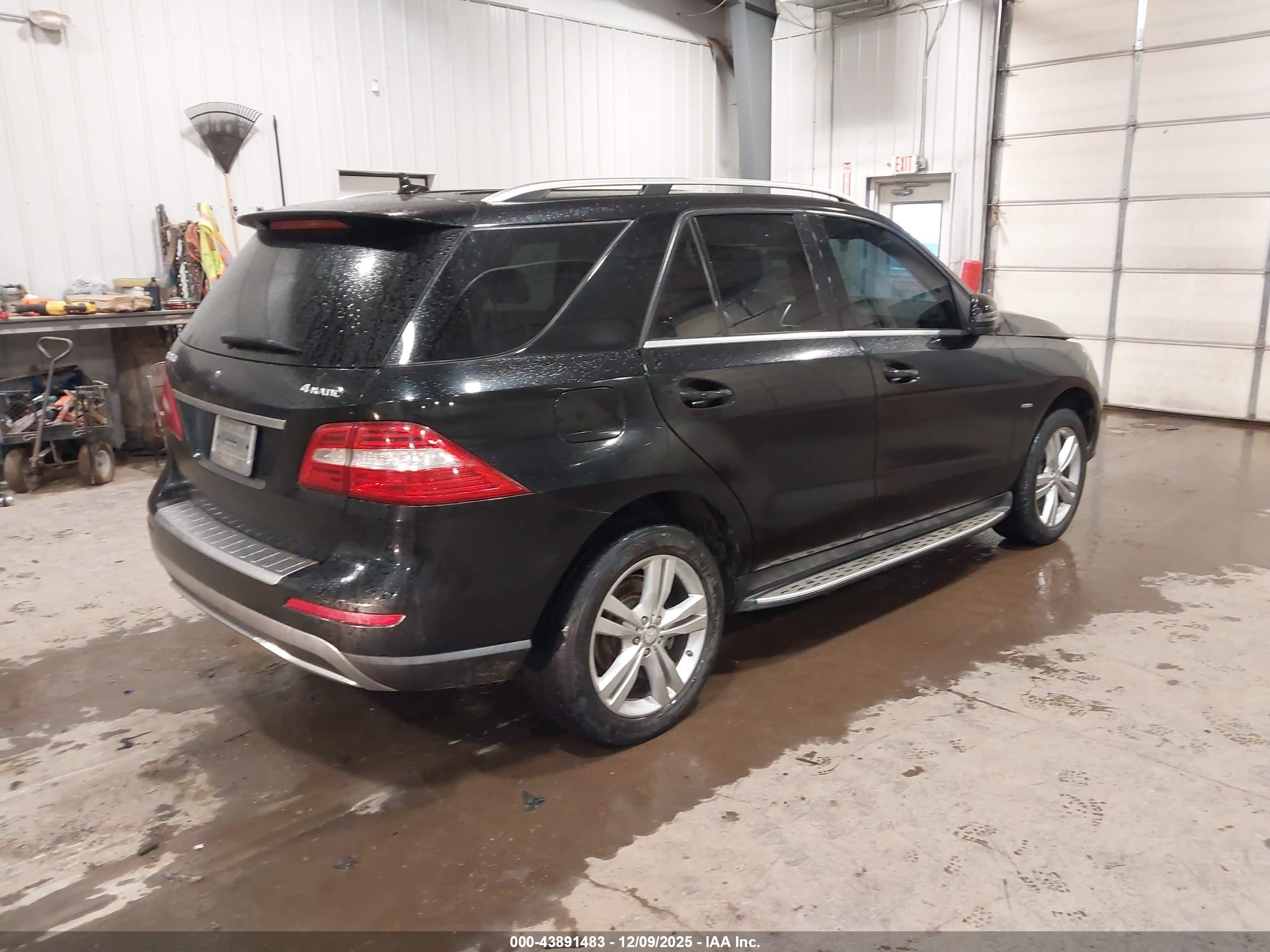 MERCEDES-BENZ ML image 4