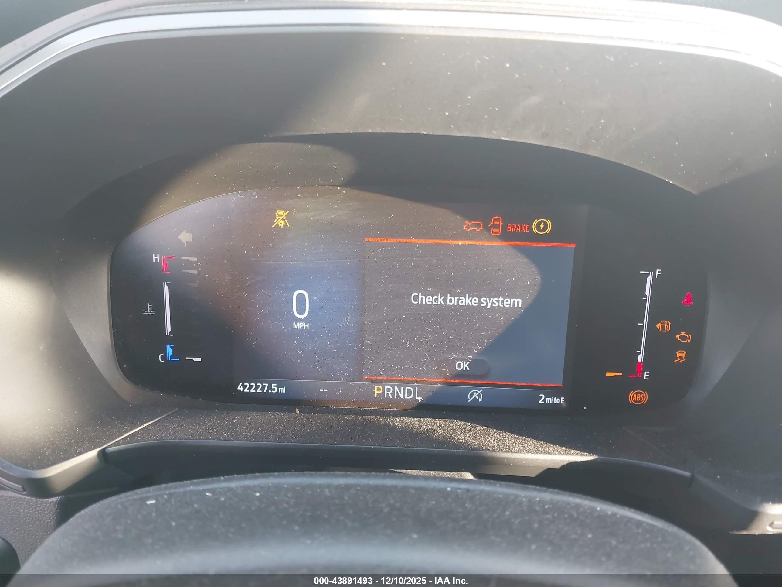 FORD ESCAPE image 7