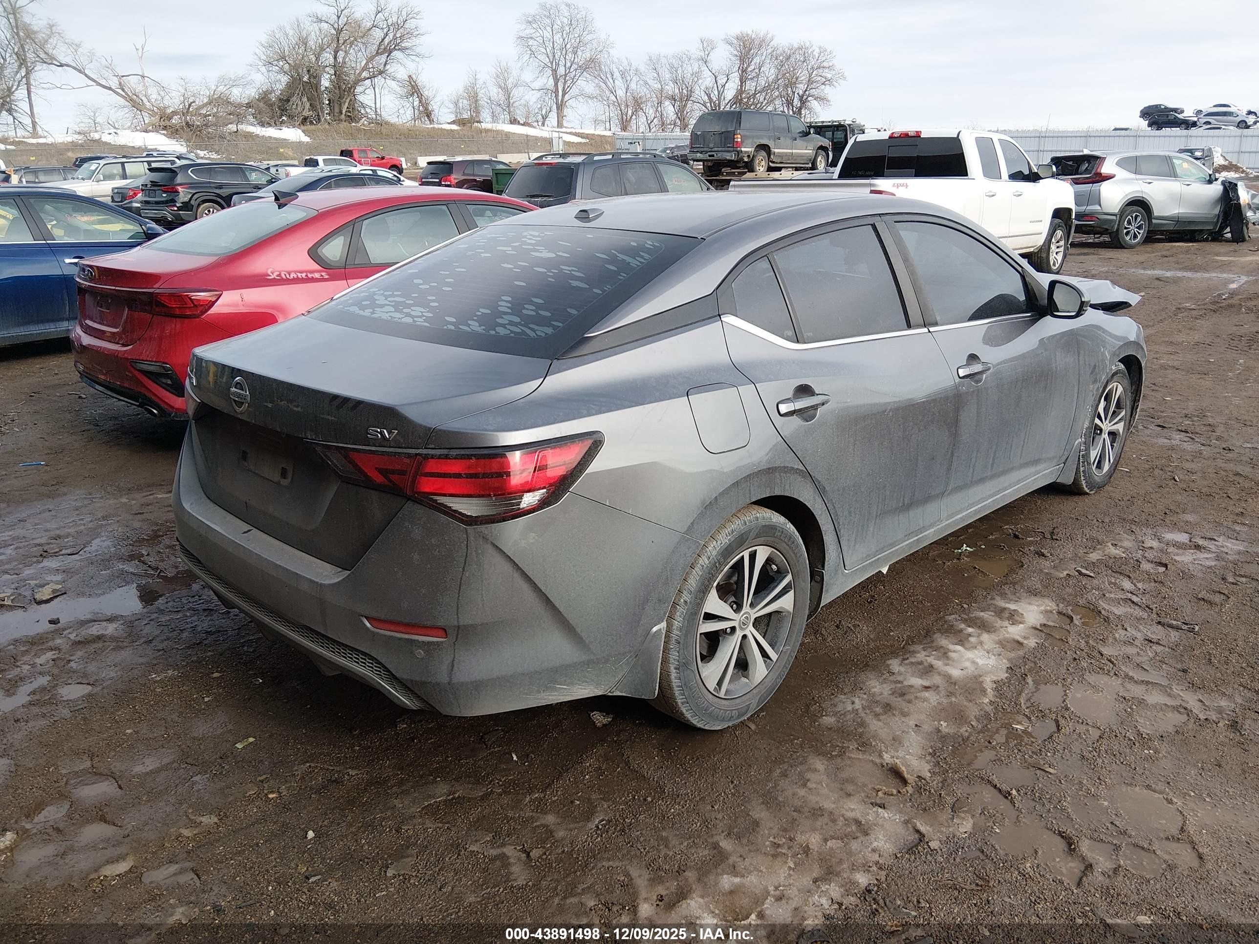 NISSAN SENTRA image 4