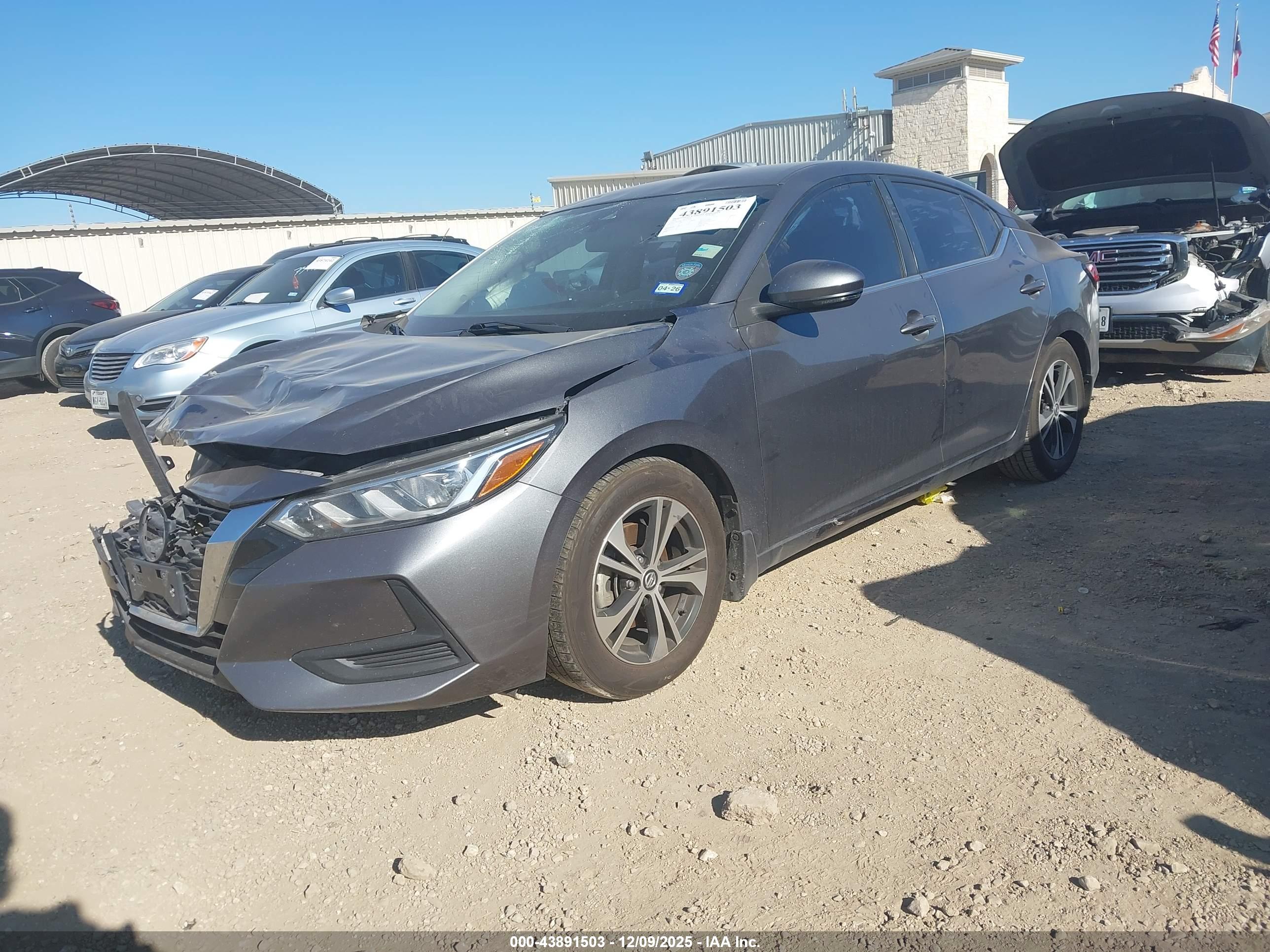 NISSAN SENTRA image 2