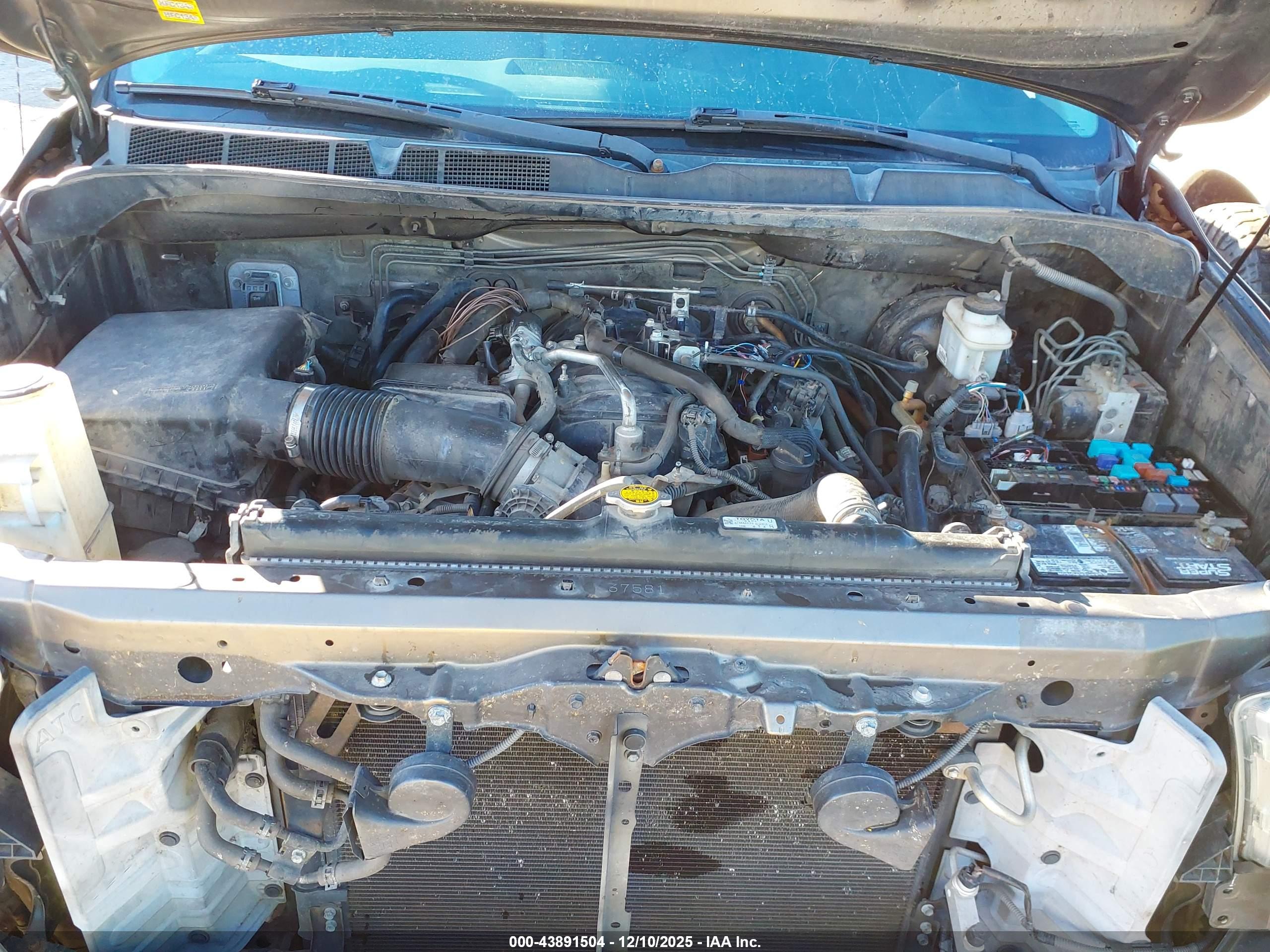 TOYOTA TUNDRA image 10