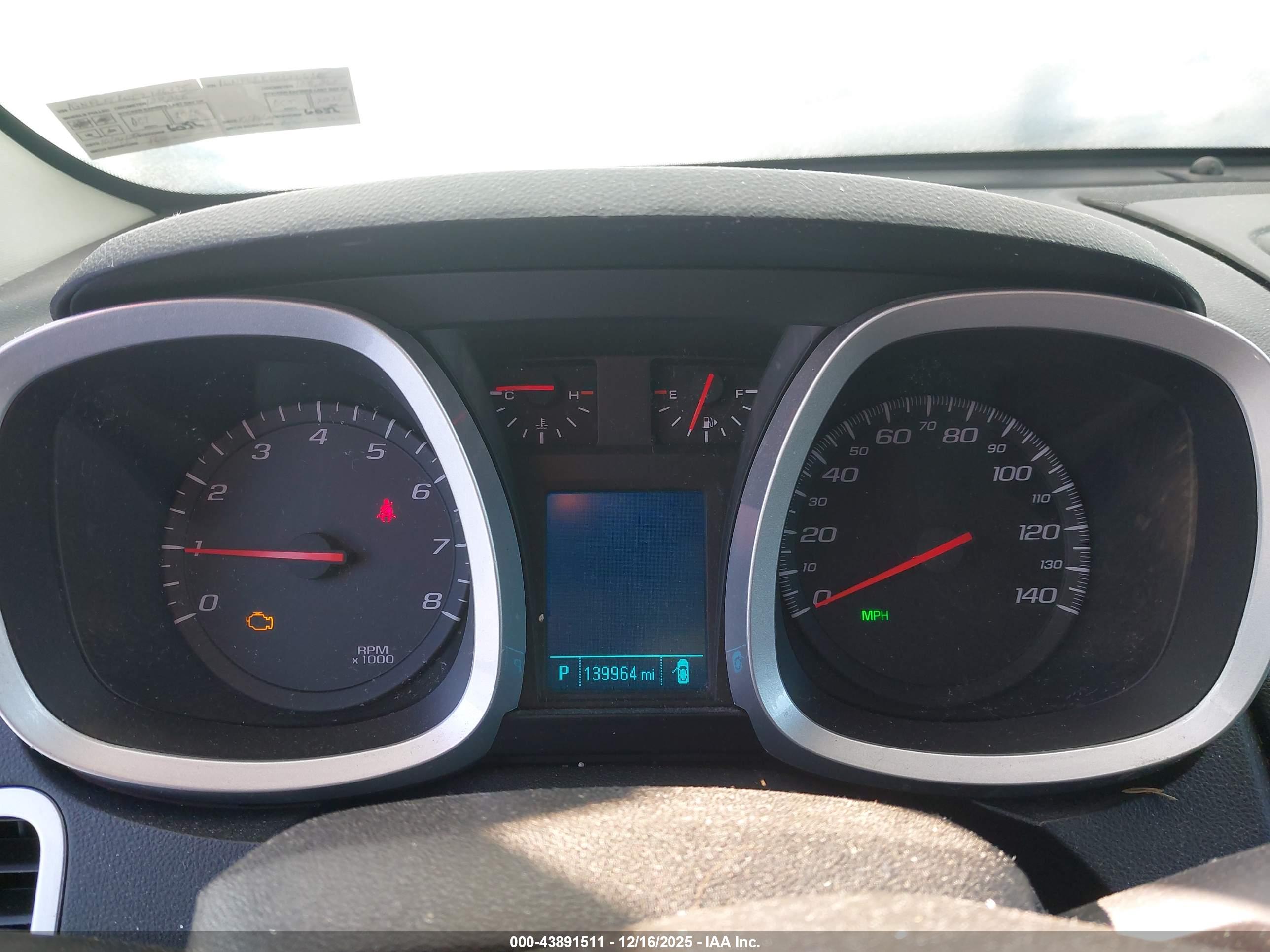 CHEVROLET EQUINOX image 7