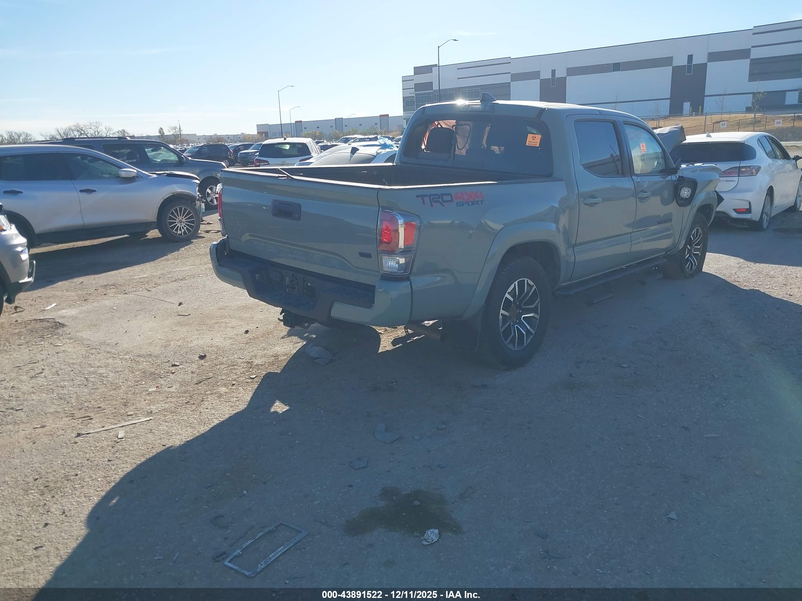 TOYOTA TACOMA image 4