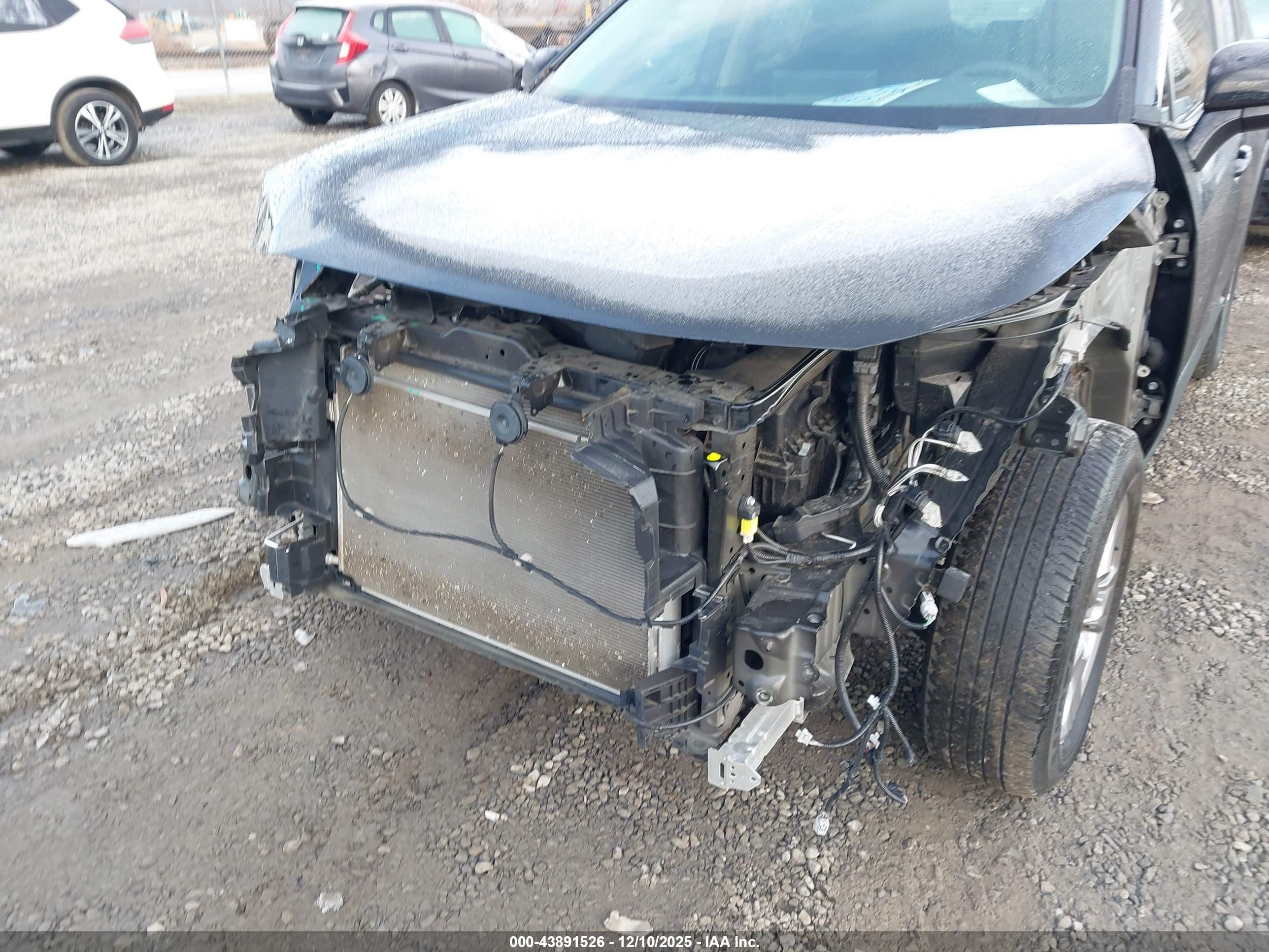 TOYOTA RAV4 image 6