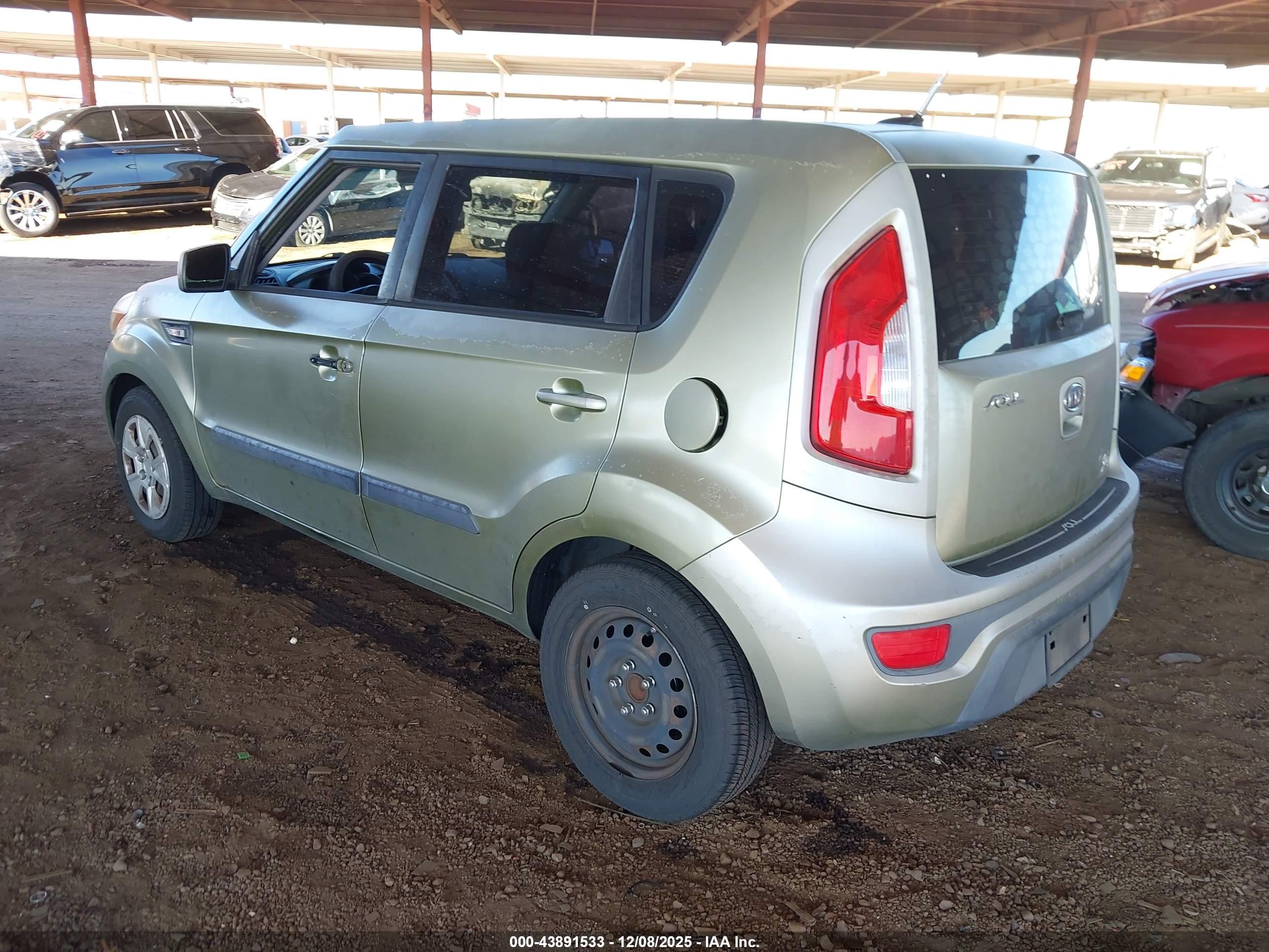 KIA SOUL image 3