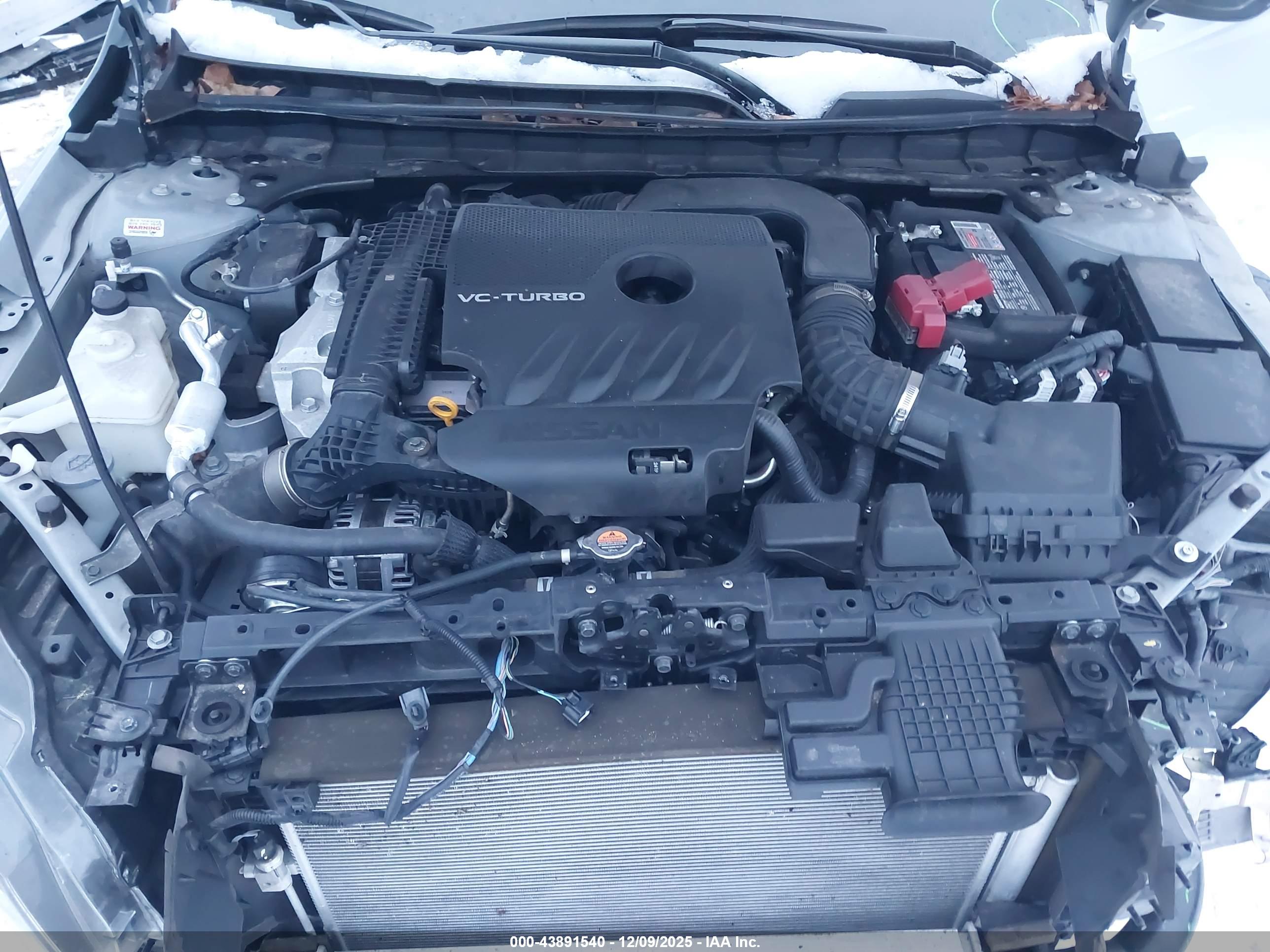 NISSAN ALTIMA image 10