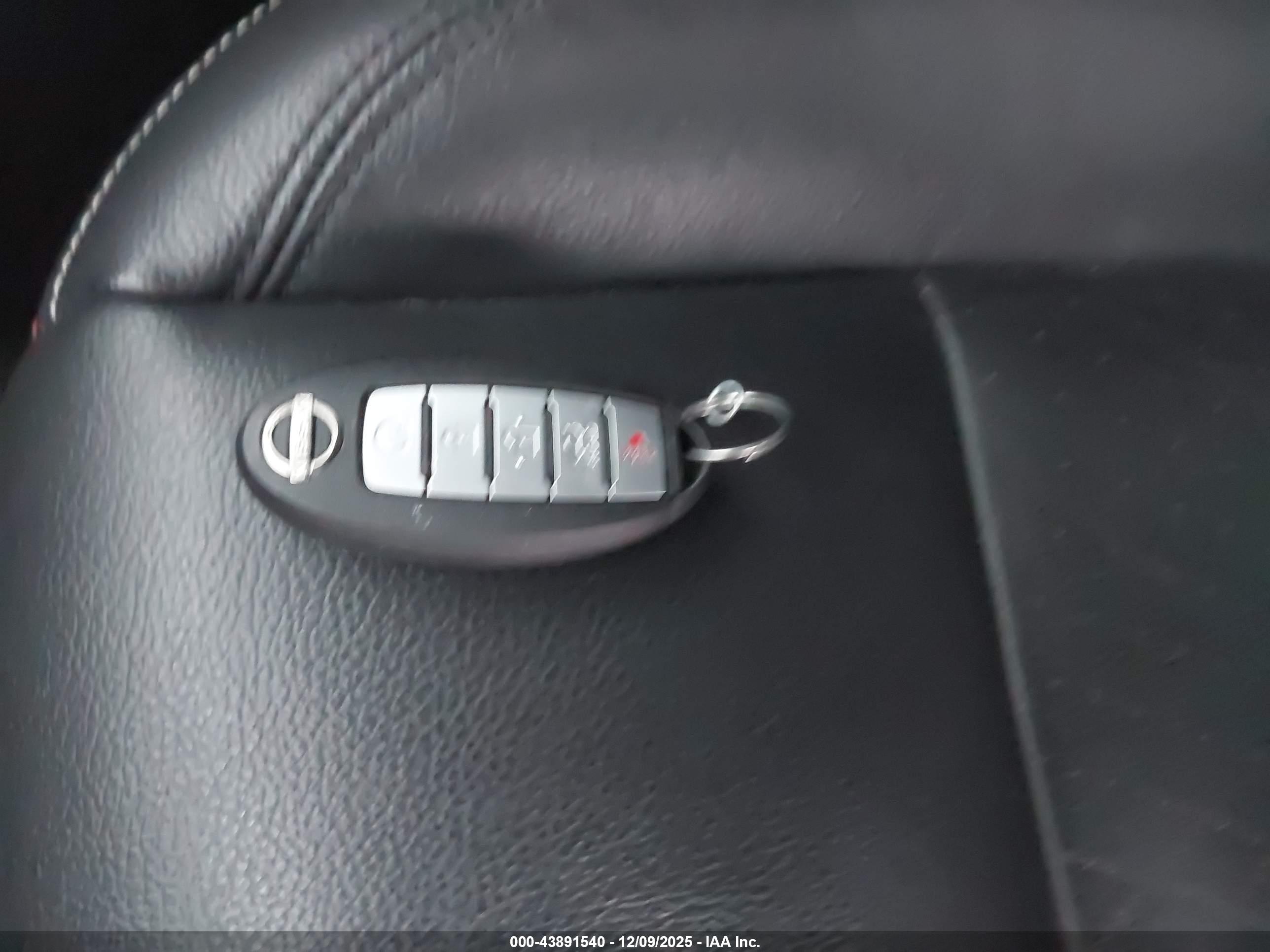 NISSAN ALTIMA image 11