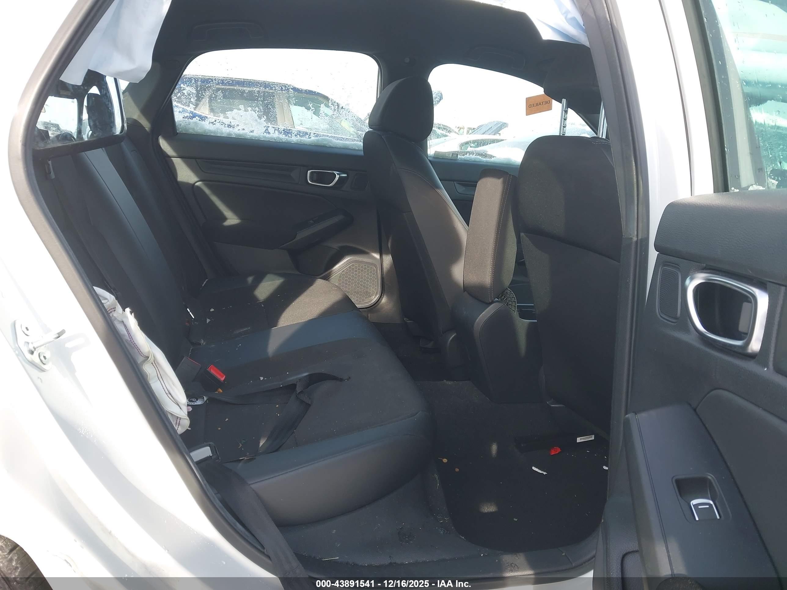 HONDA CIVIC image 8