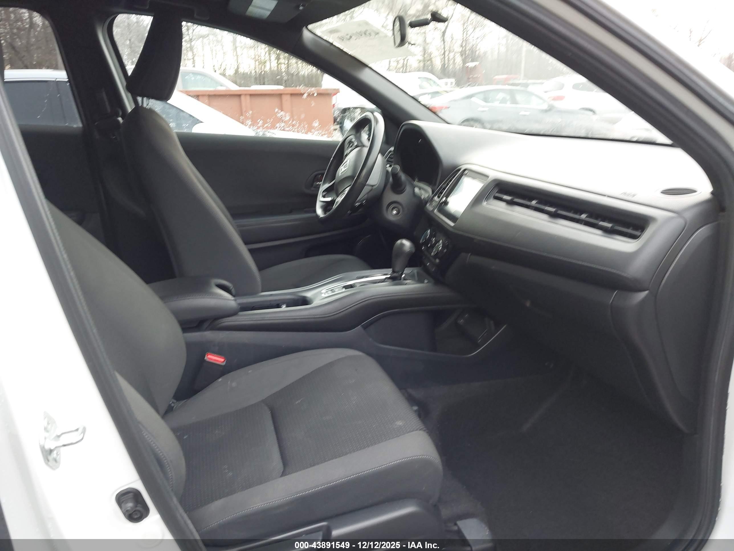 HONDA HR-V image 5
