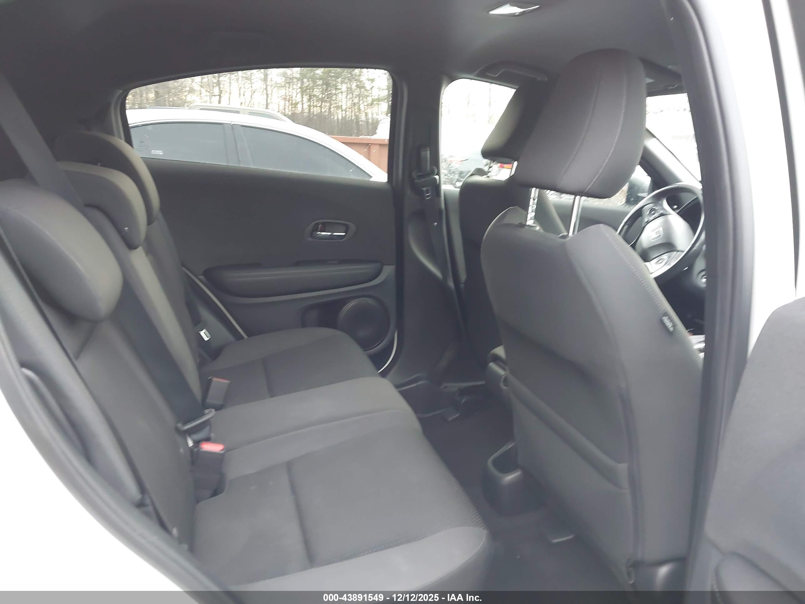 HONDA HR-V image 8