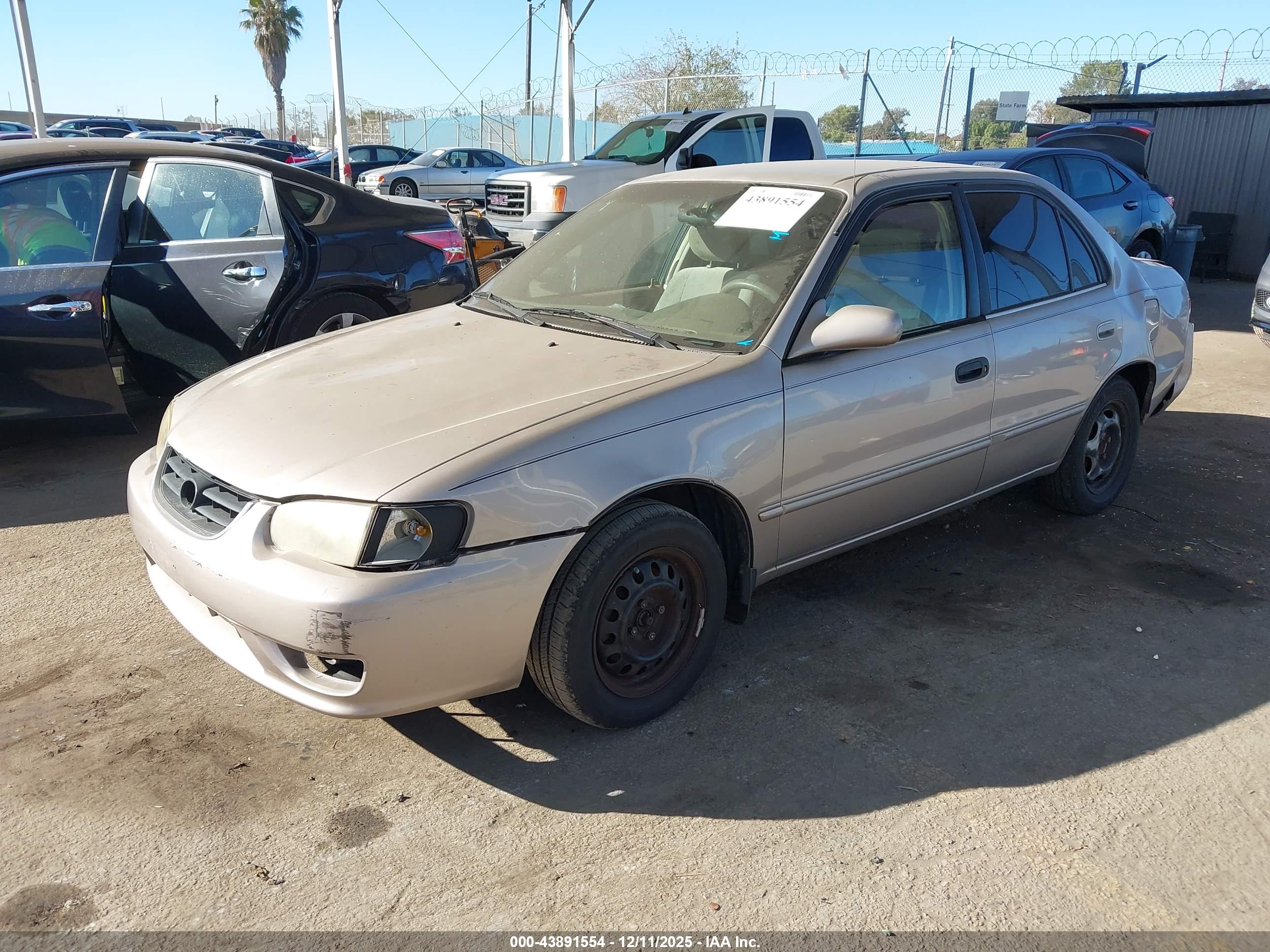 TOYOTA COROLLA image 2