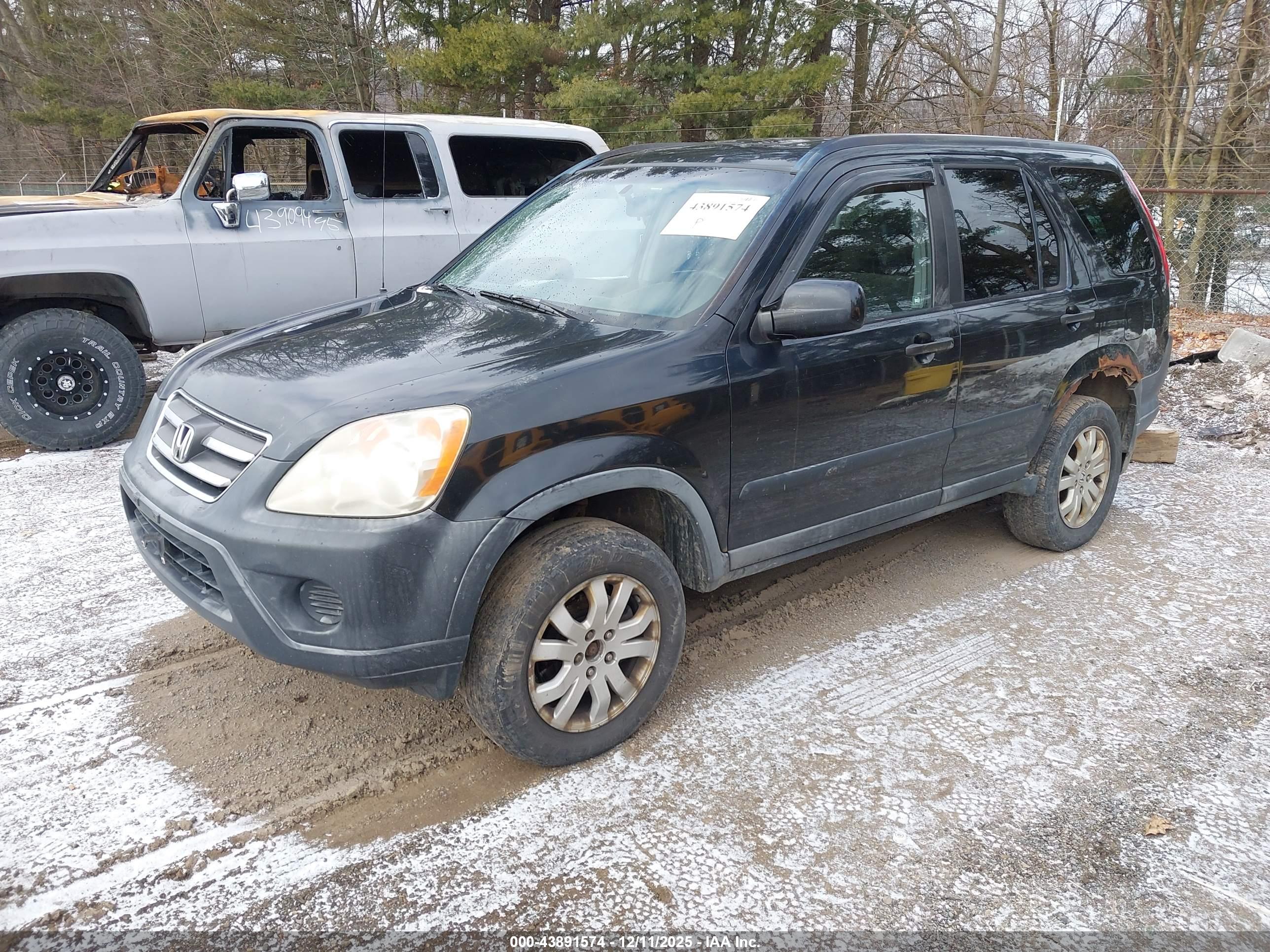 HONDA CR-V image 2