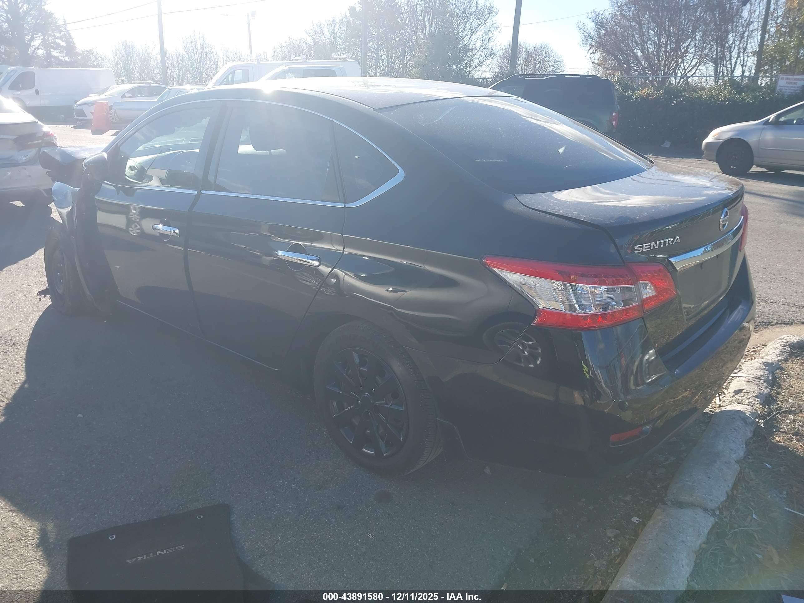 NISSAN SENTRA image 3
