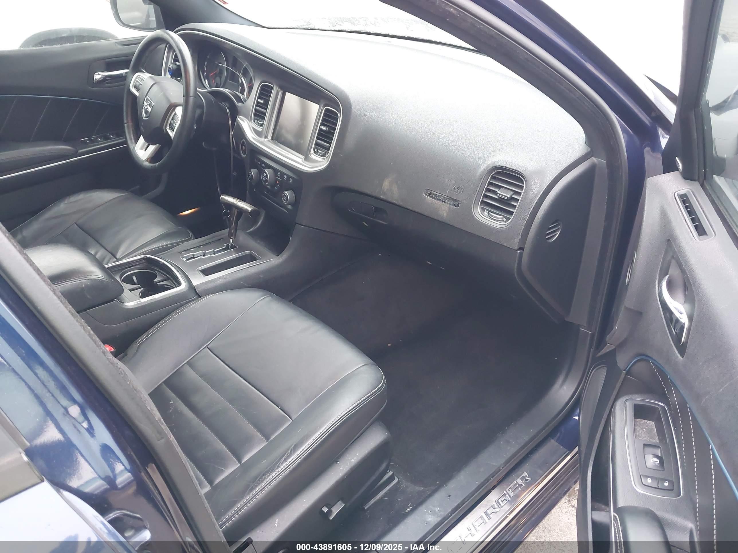 DODGE CHARGER image 5