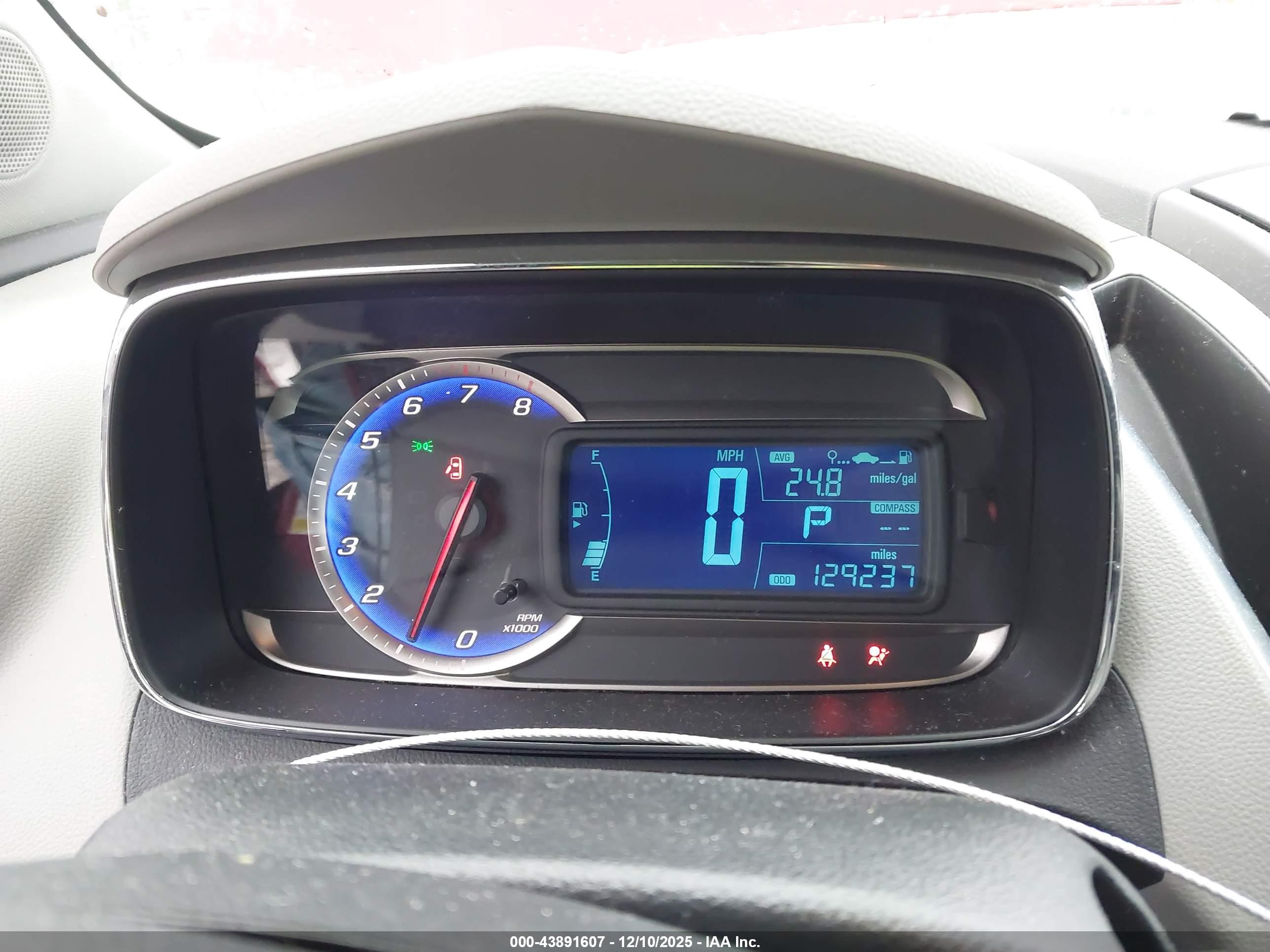 CHEVROLET TRAX image 7