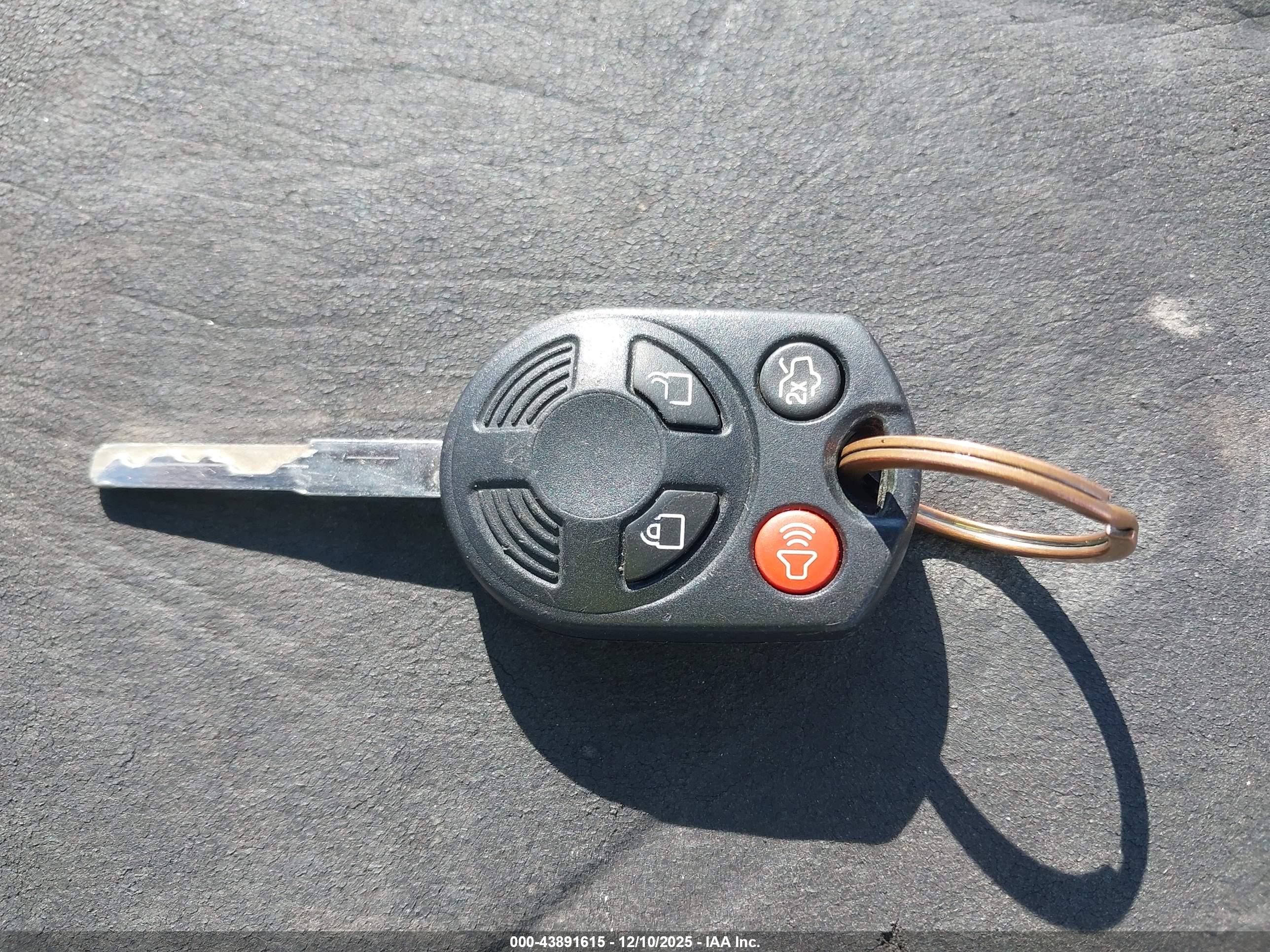 FORD FOCUS image 11