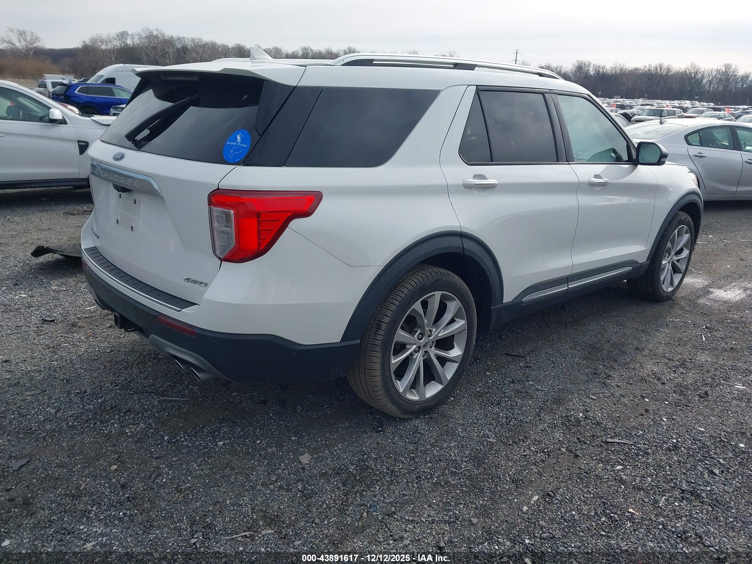 FORD EXPLORER image 4