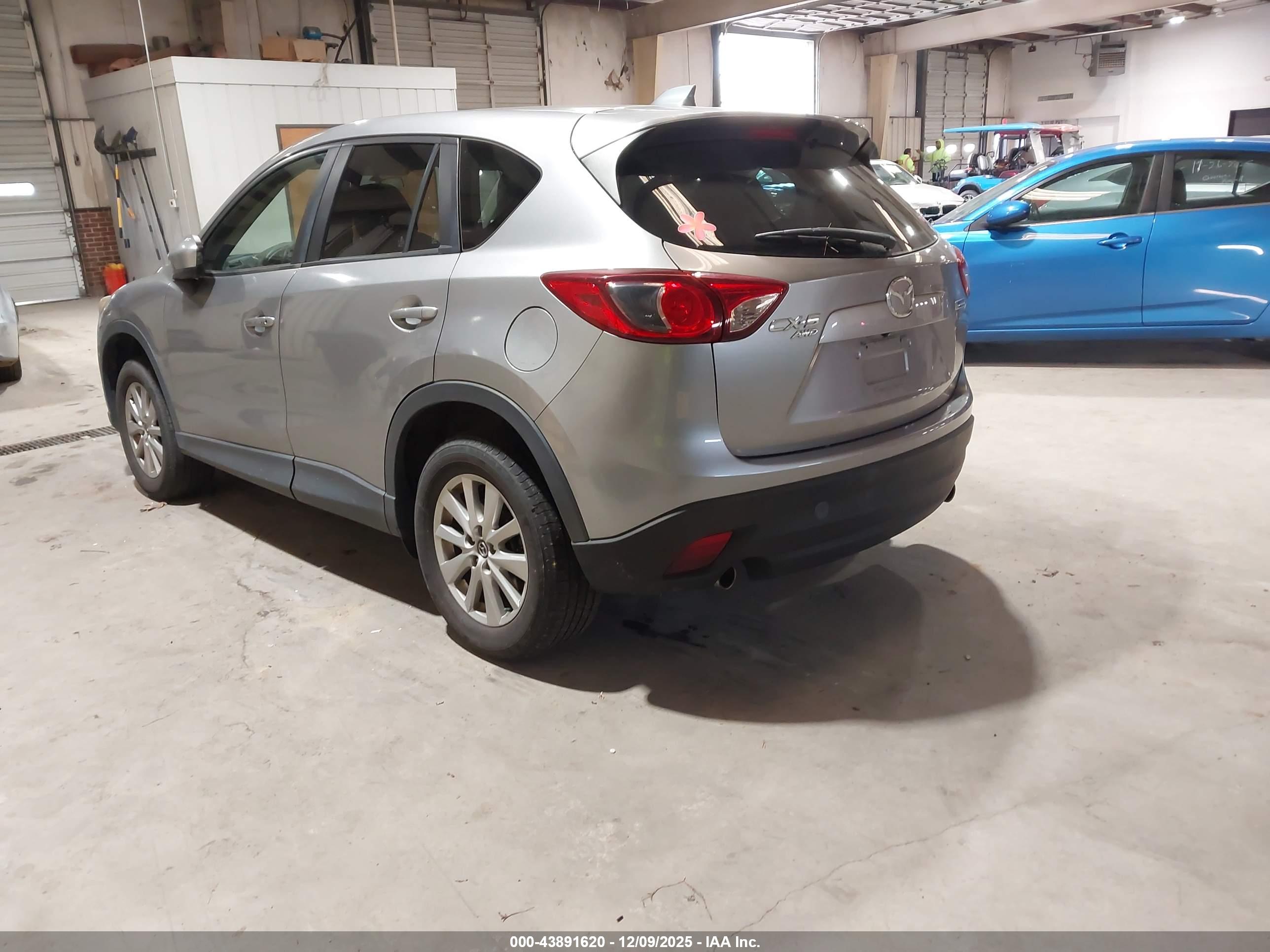 MAZDA CX-5 image 3