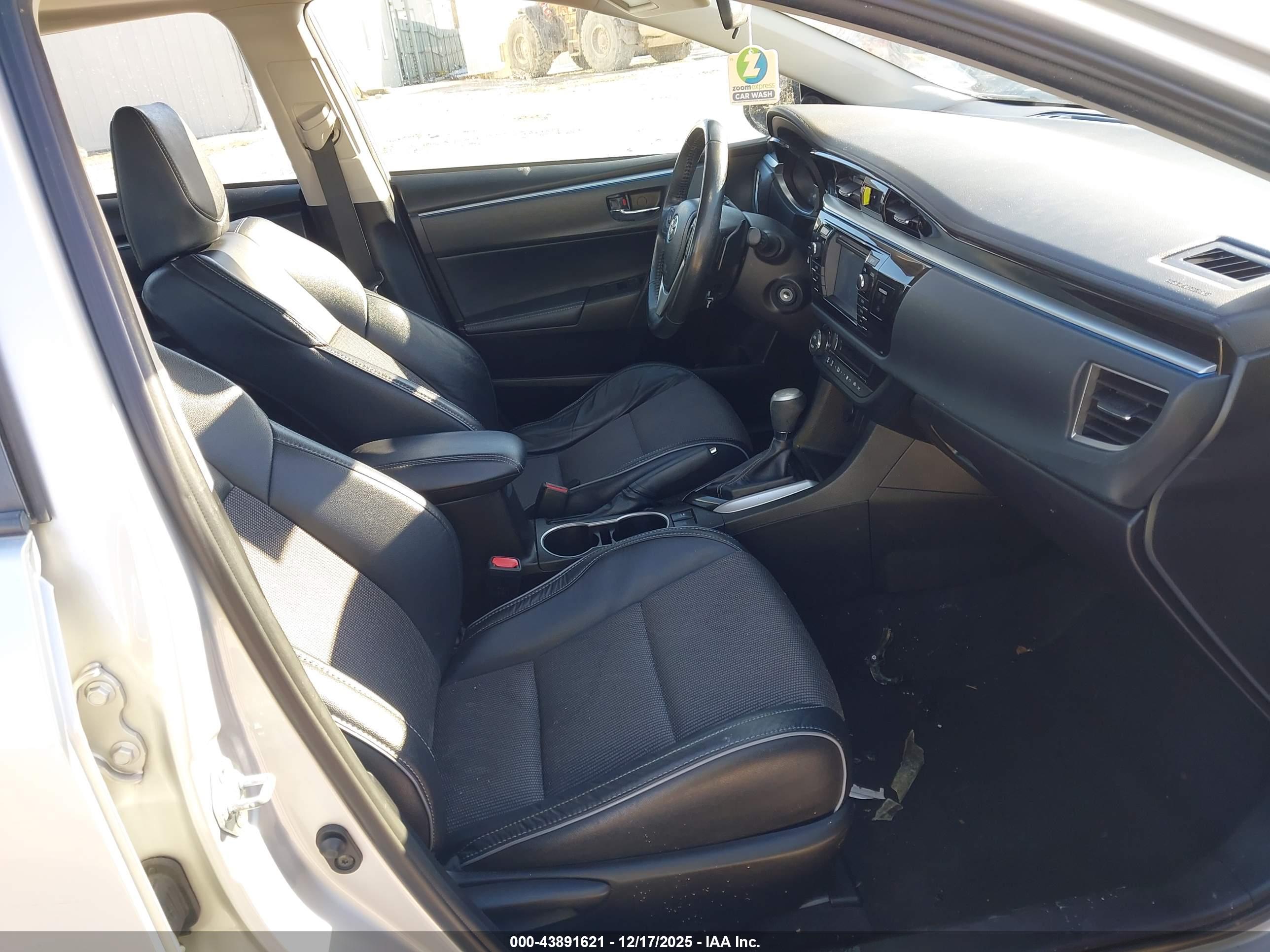 TOYOTA COROLLA image 5