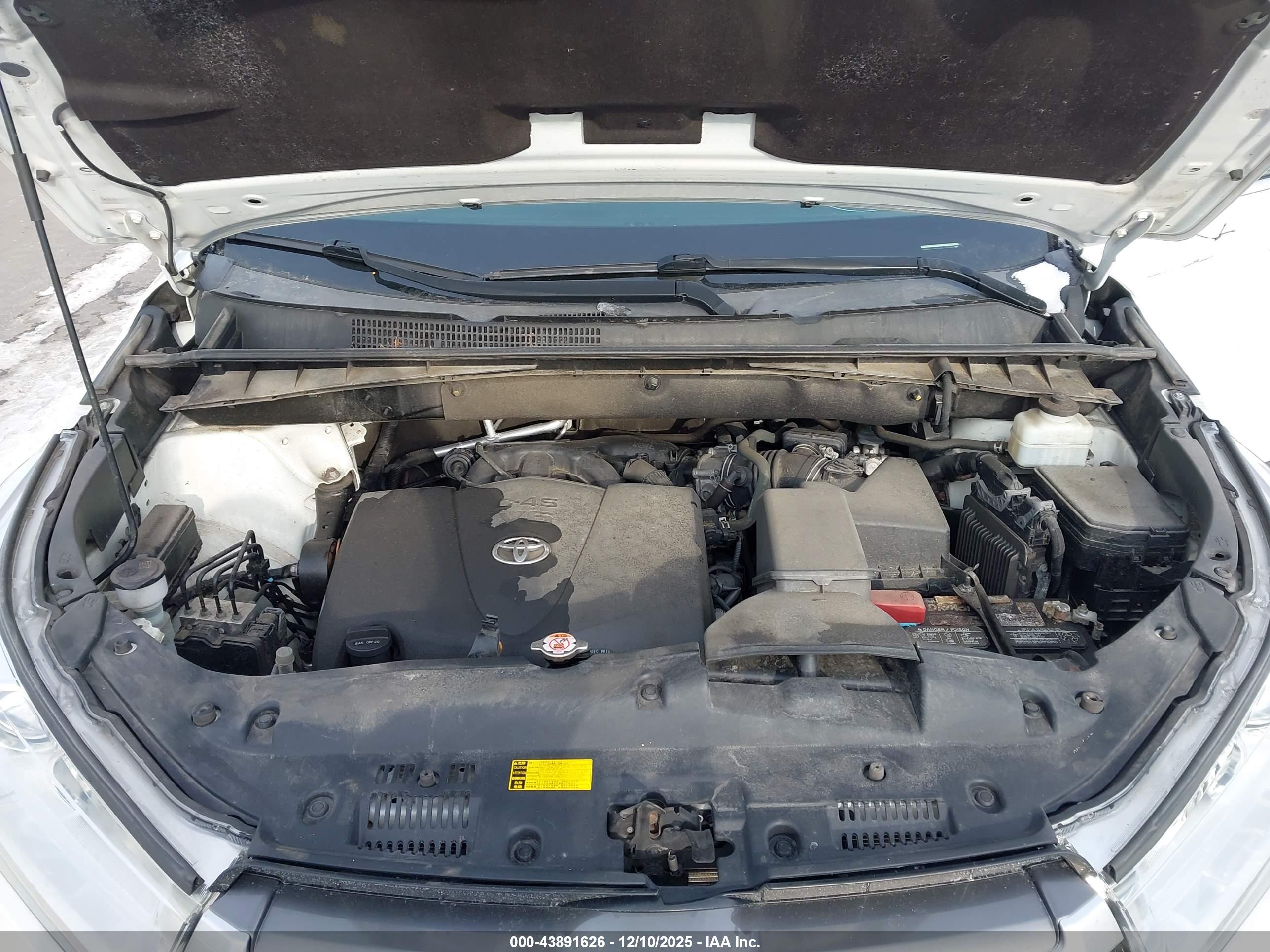 TOYOTA HIGHLANDER image 10