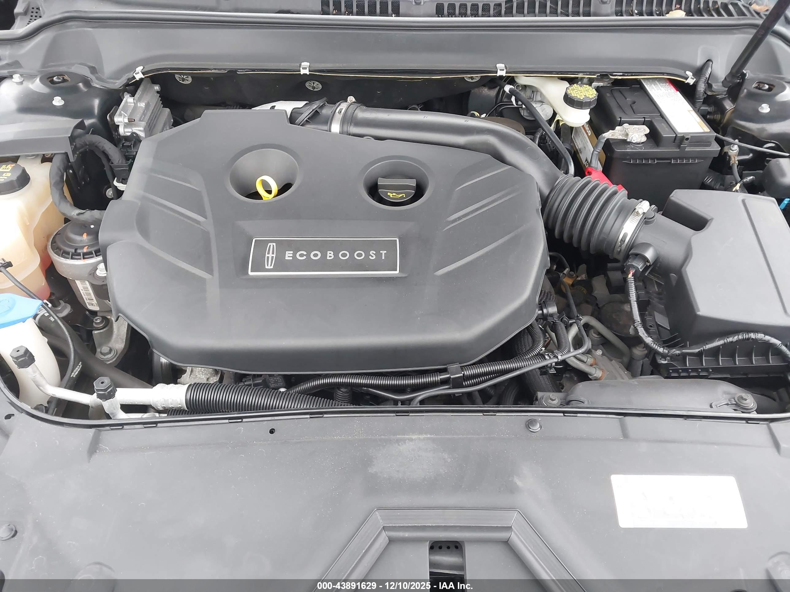 LINCOLN MKZ image 10
