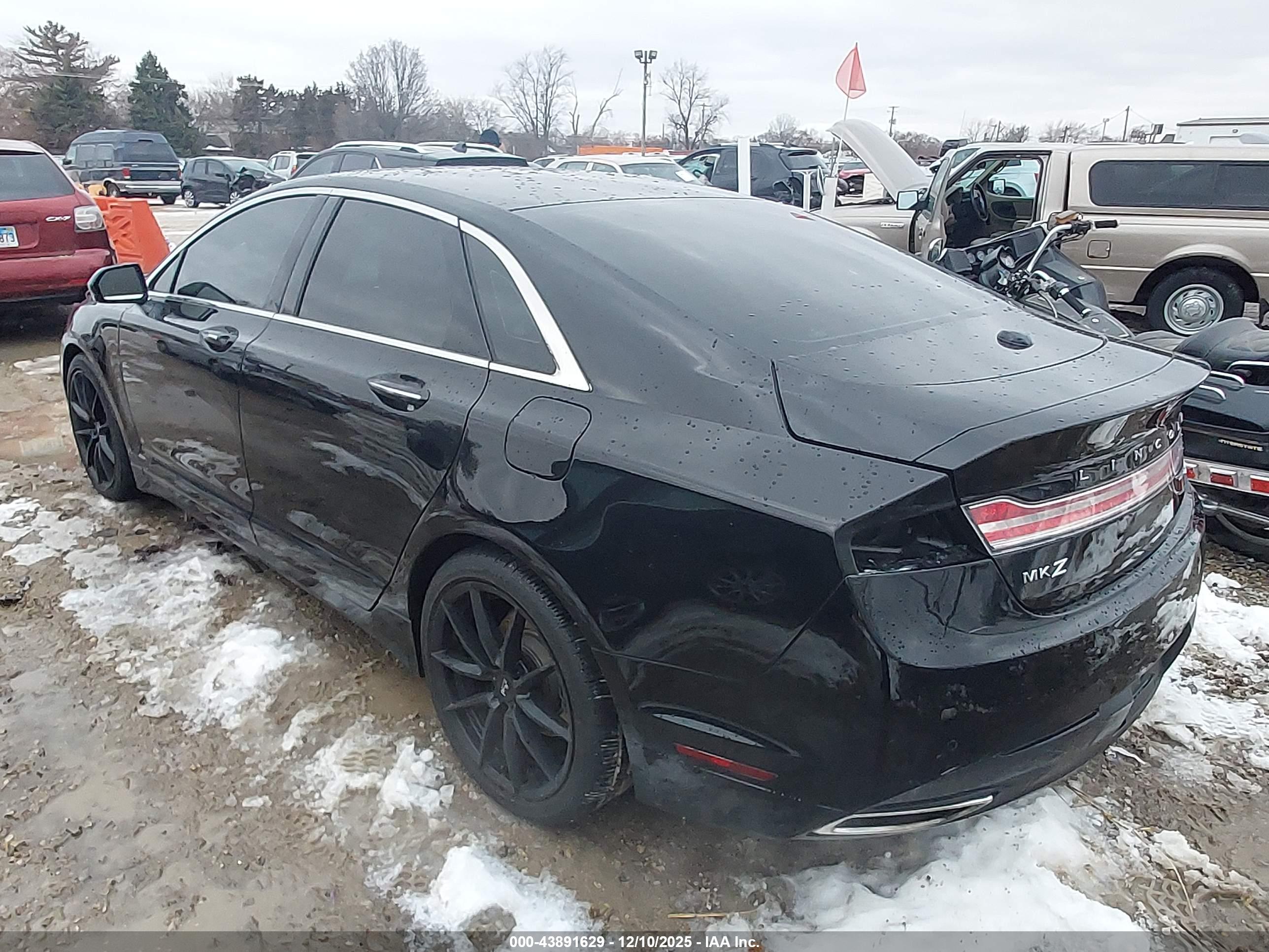 LINCOLN MKZ image 3