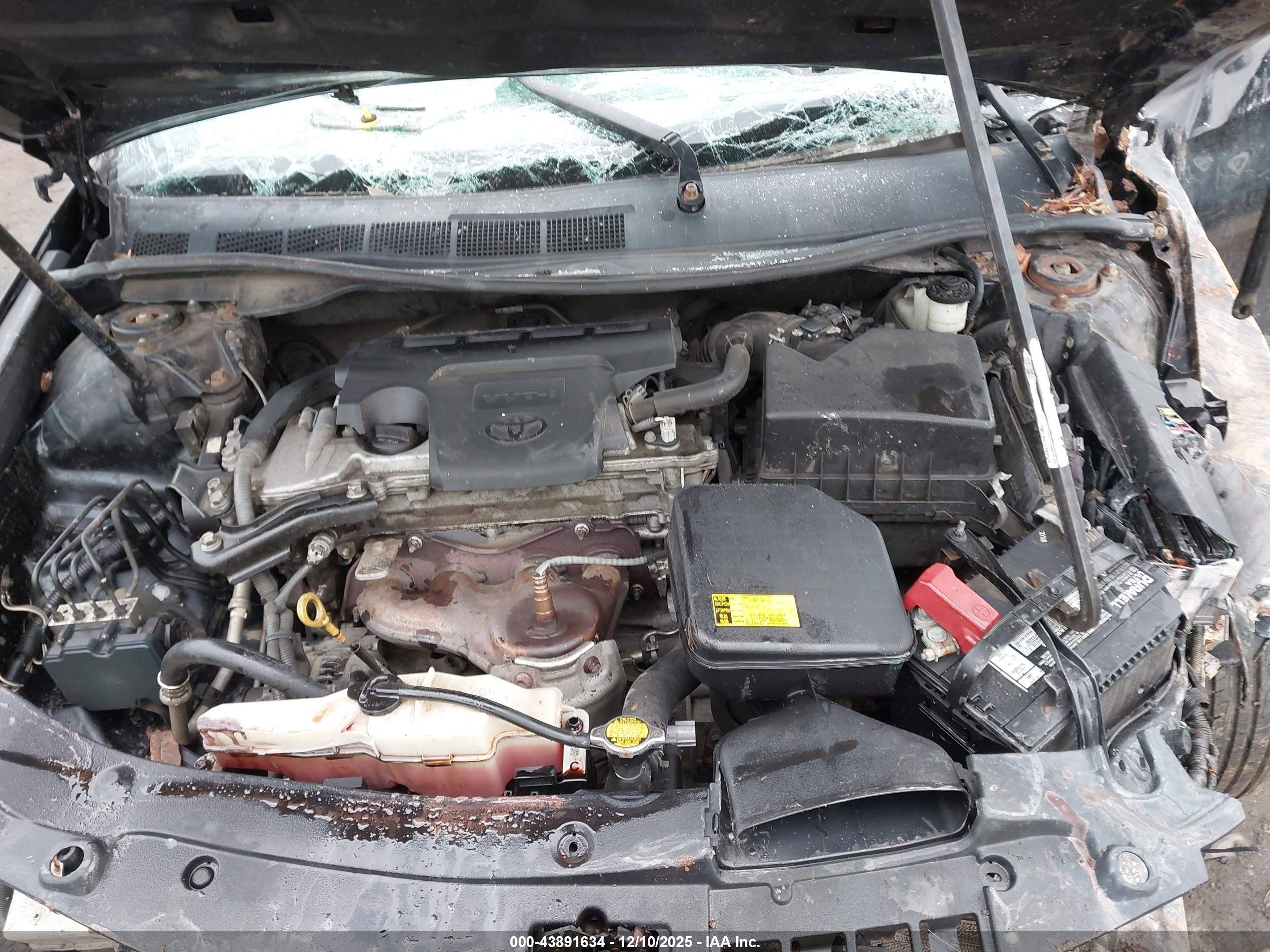 TOYOTA CAMRY image 10