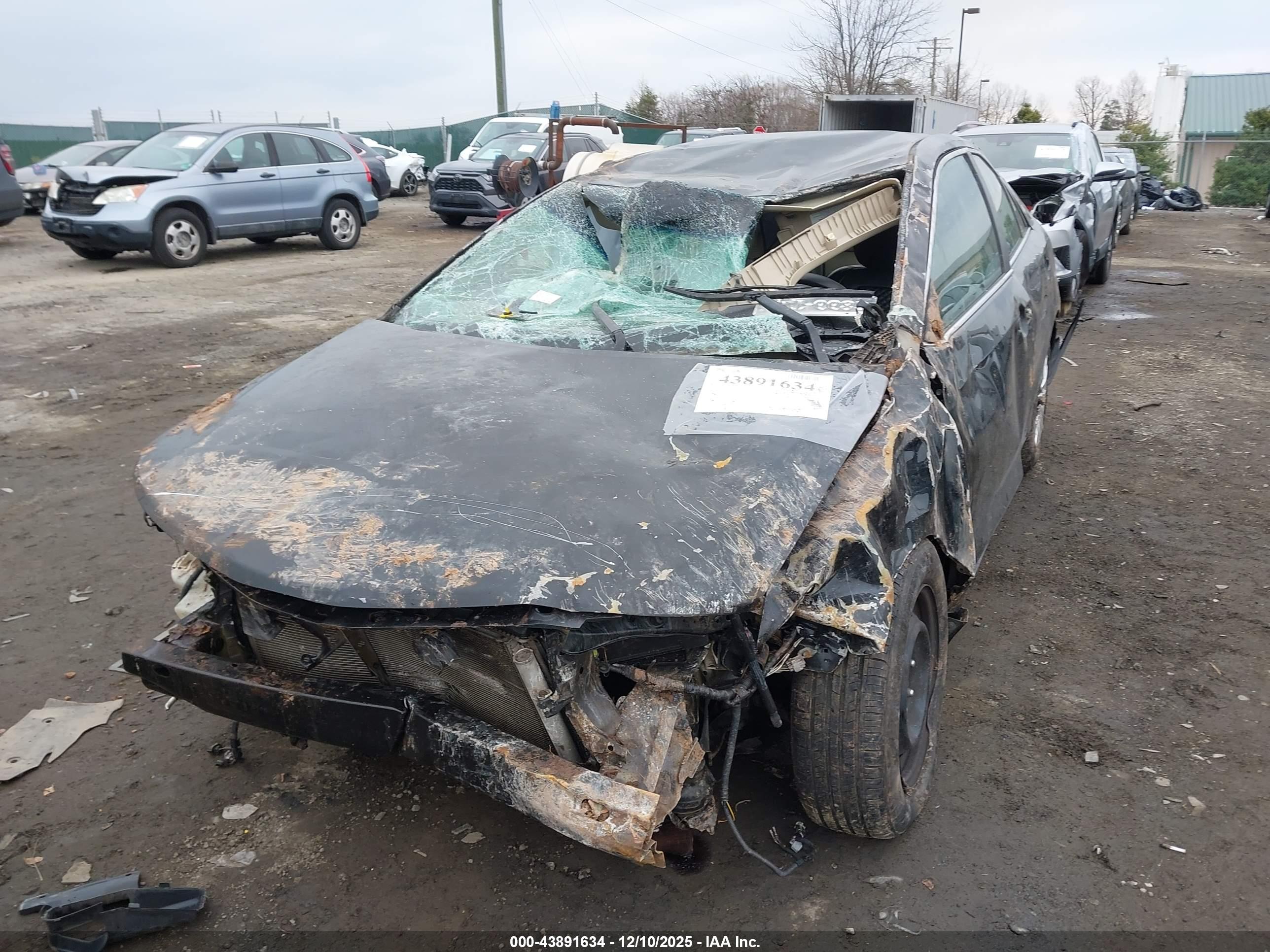 TOYOTA CAMRY image 6