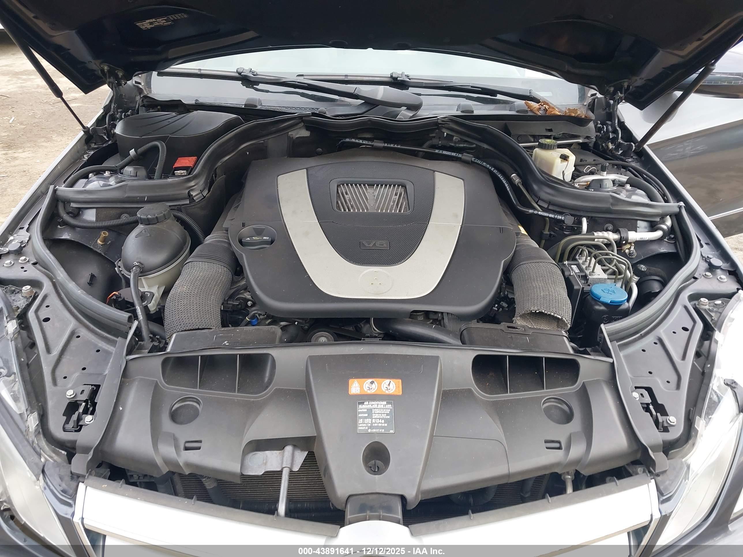 MERCEDES-BENZ E image 10