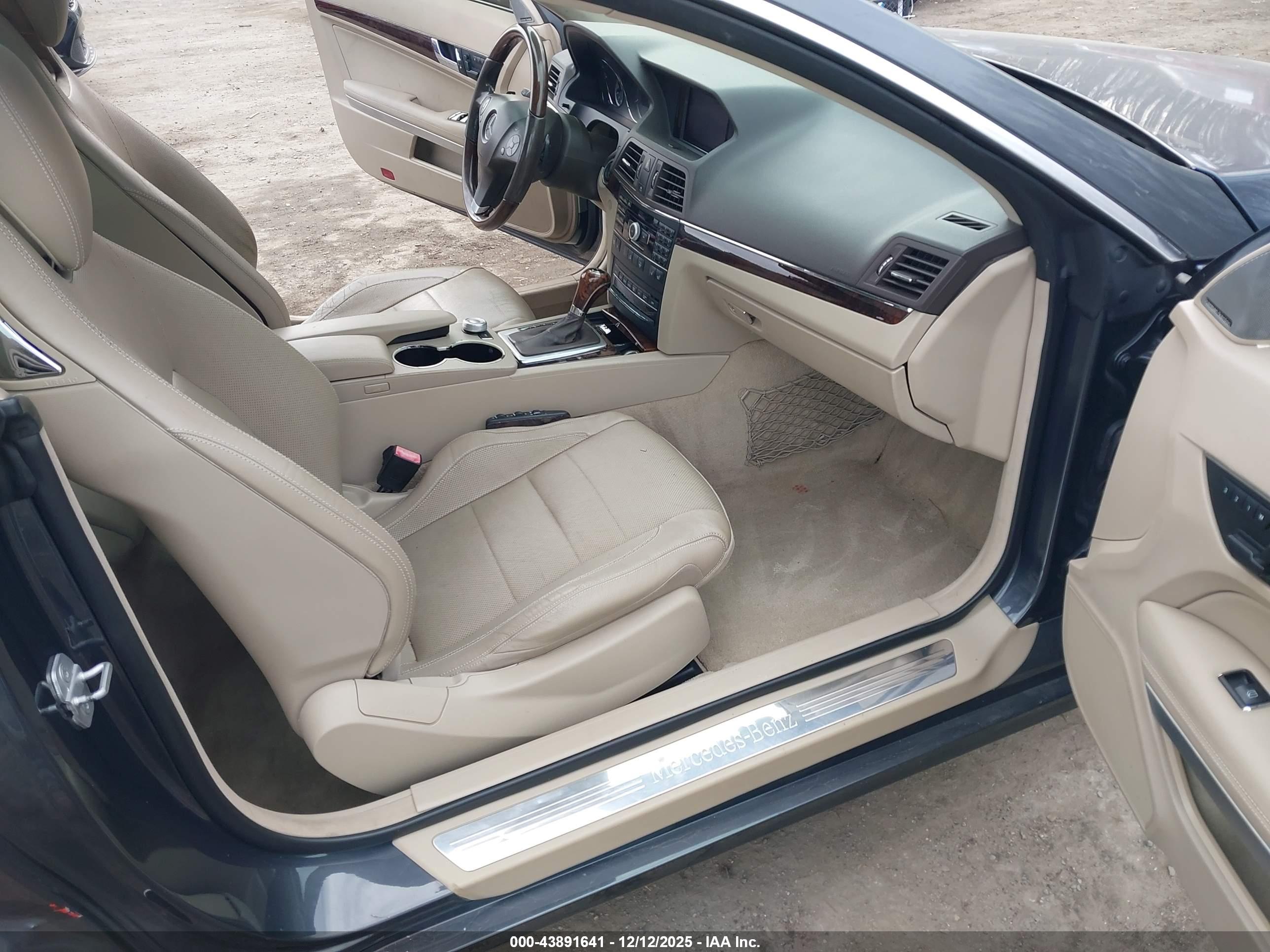 MERCEDES-BENZ E image 5