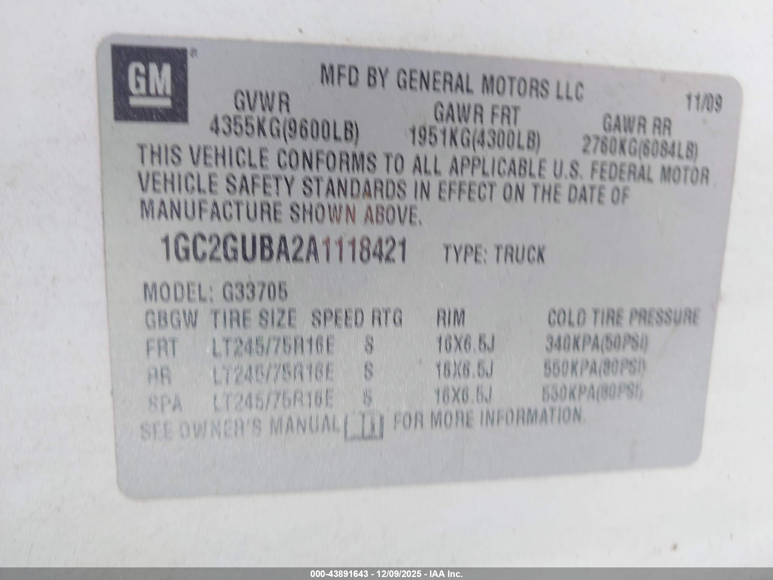 CHEVROLET EXPRESS image 9