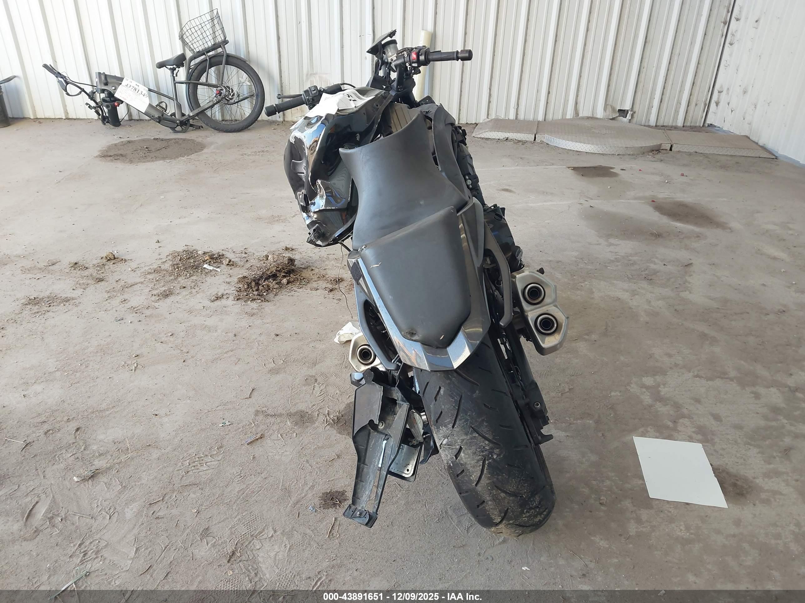 KAWASAKI ZX1000 image 6