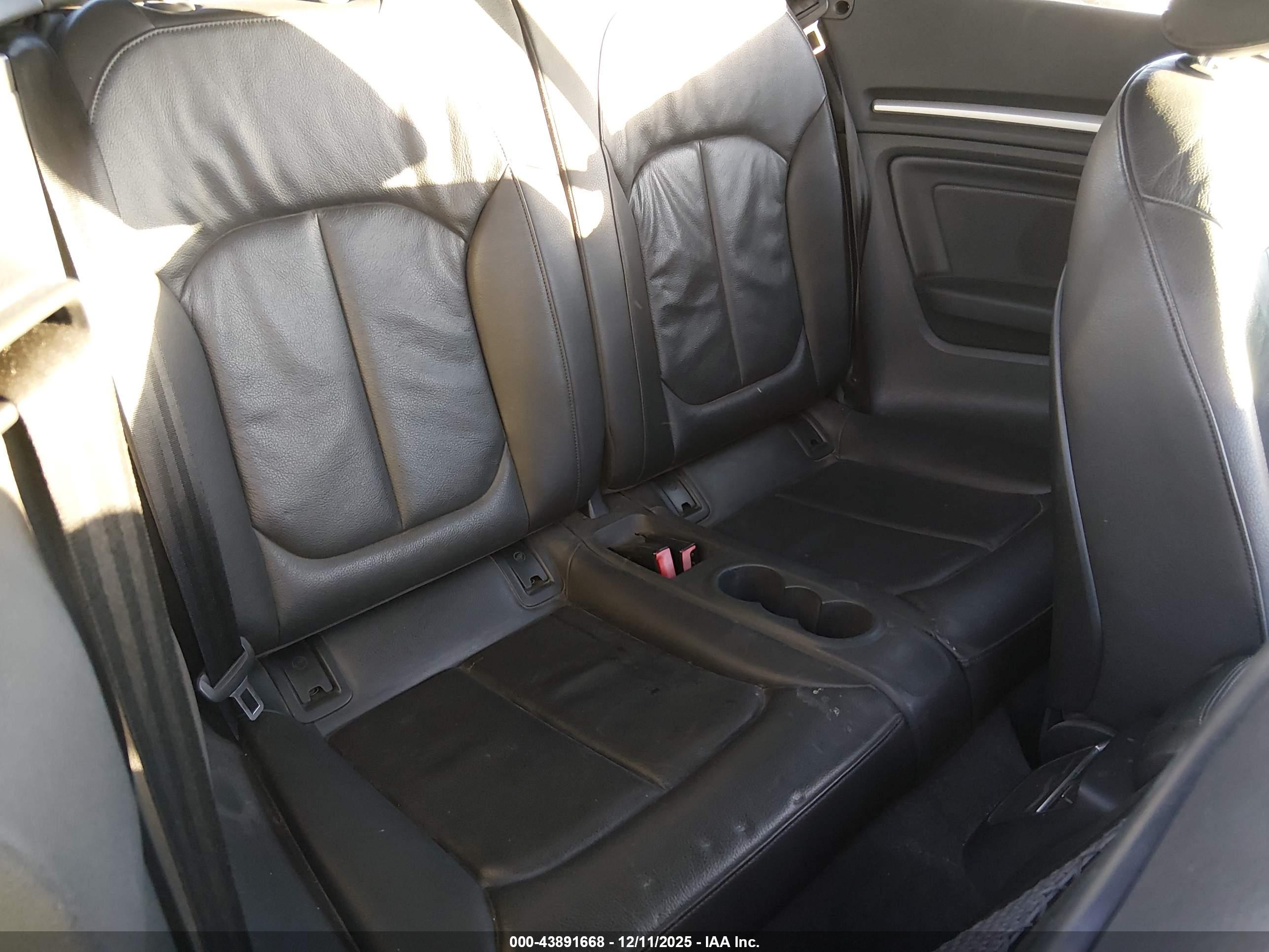 AUDI A3 image 8
