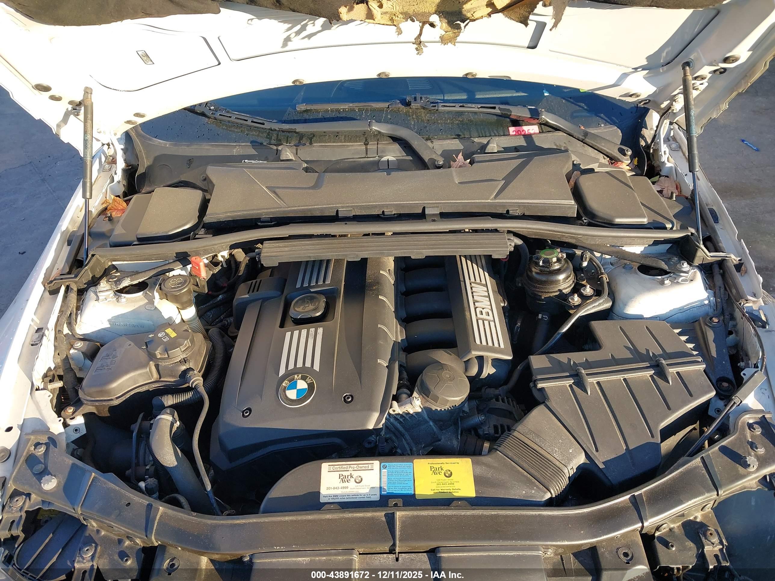 BMW 328I image 10