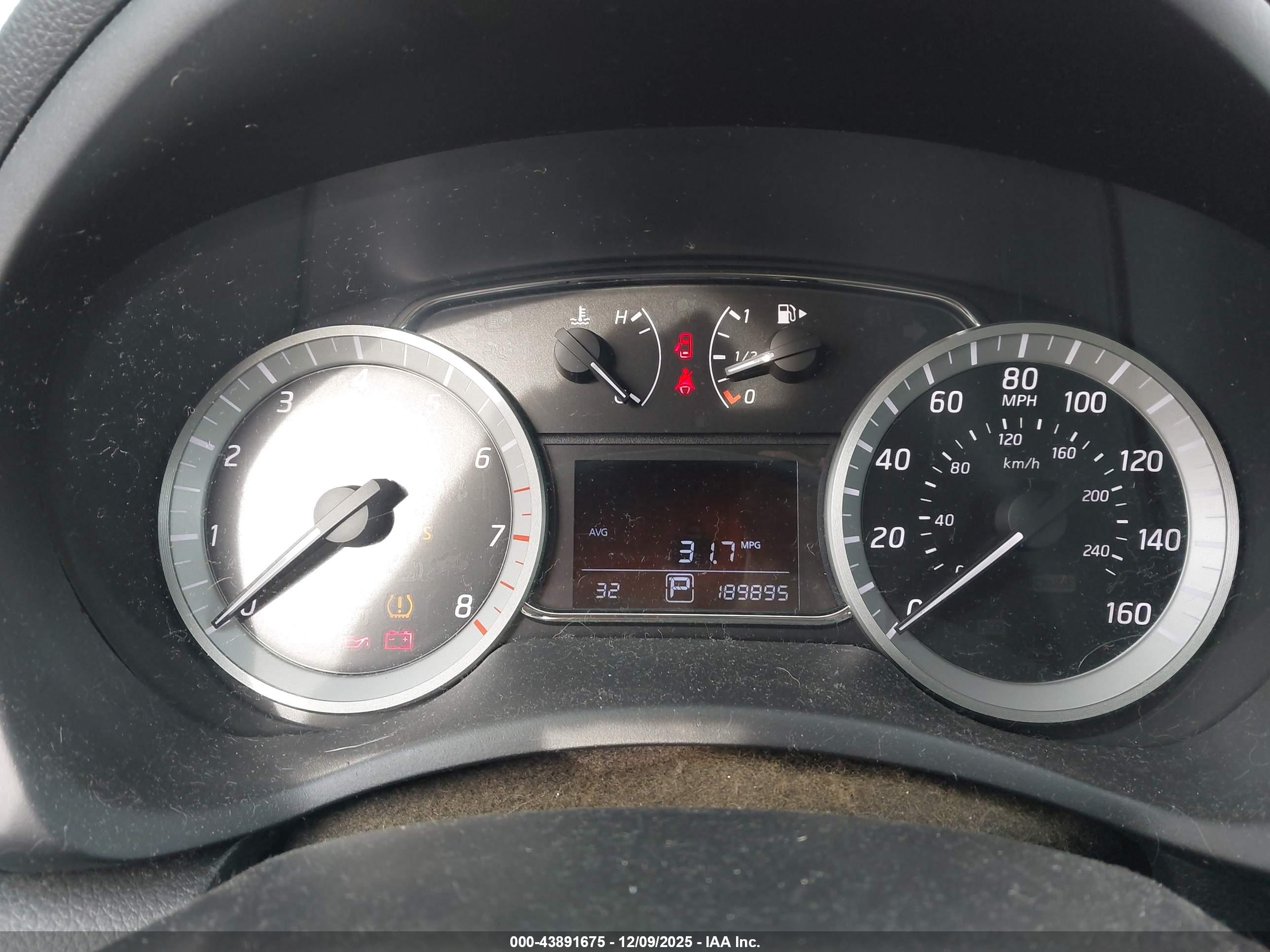 NISSAN SENTRA image 7