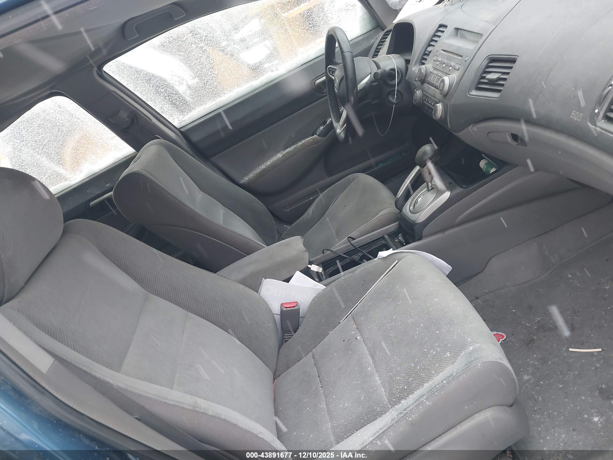 HONDA CIVIC image 5