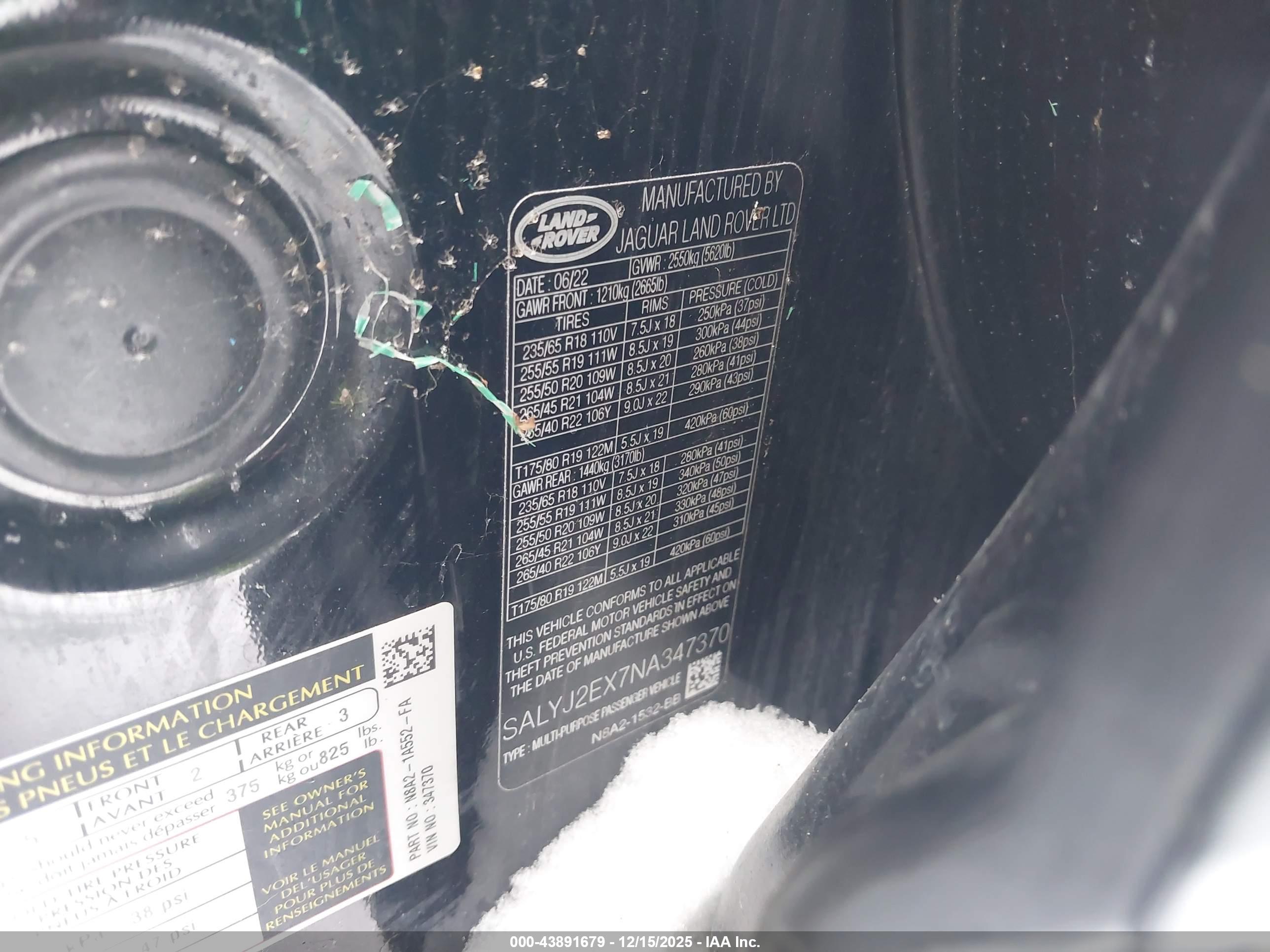 LAND ROVER image 9