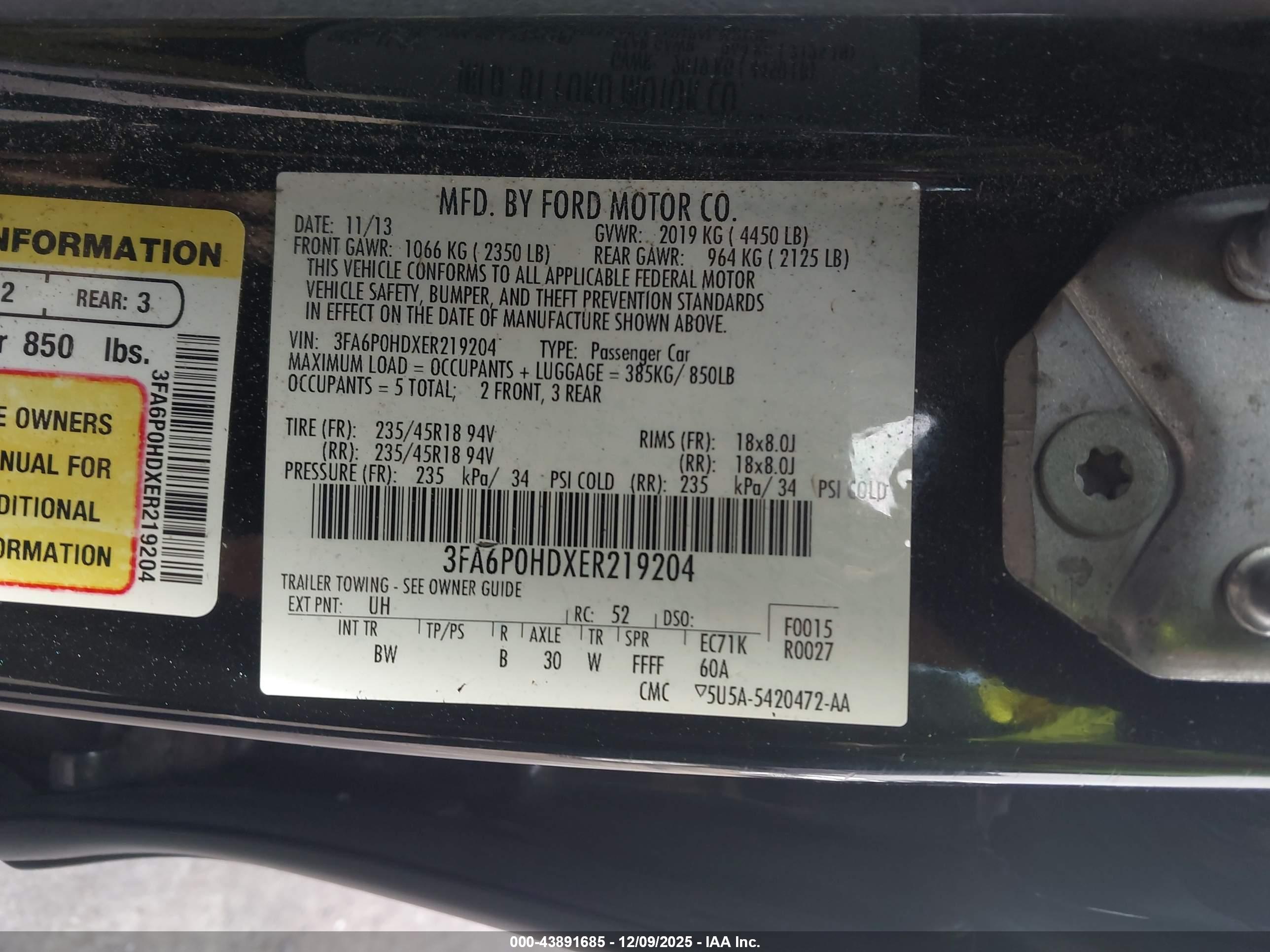 FORD FUSION image 9