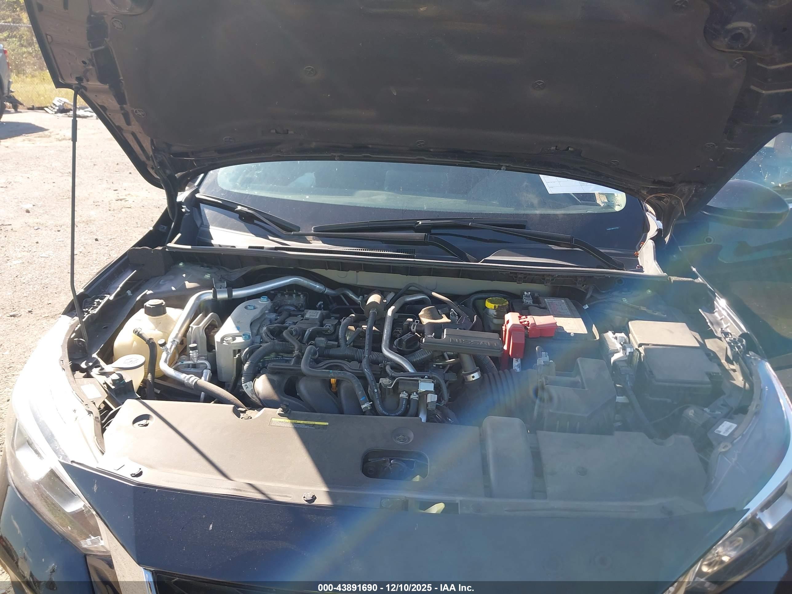 NISSAN SENTRA image 10